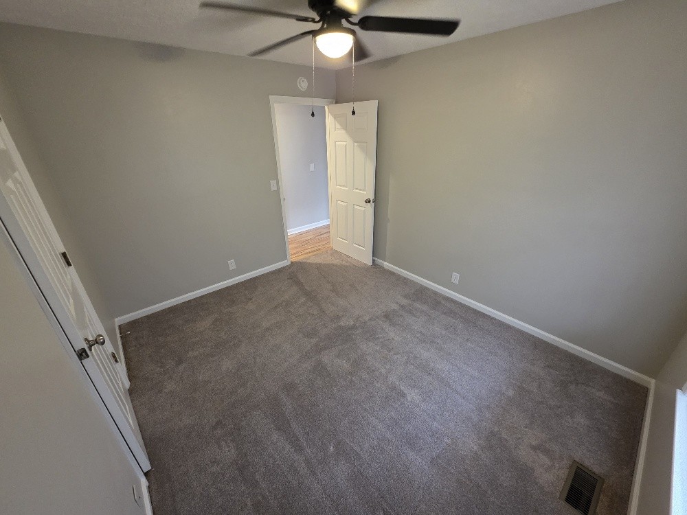 507 E Gresham Dr Property Photo 16