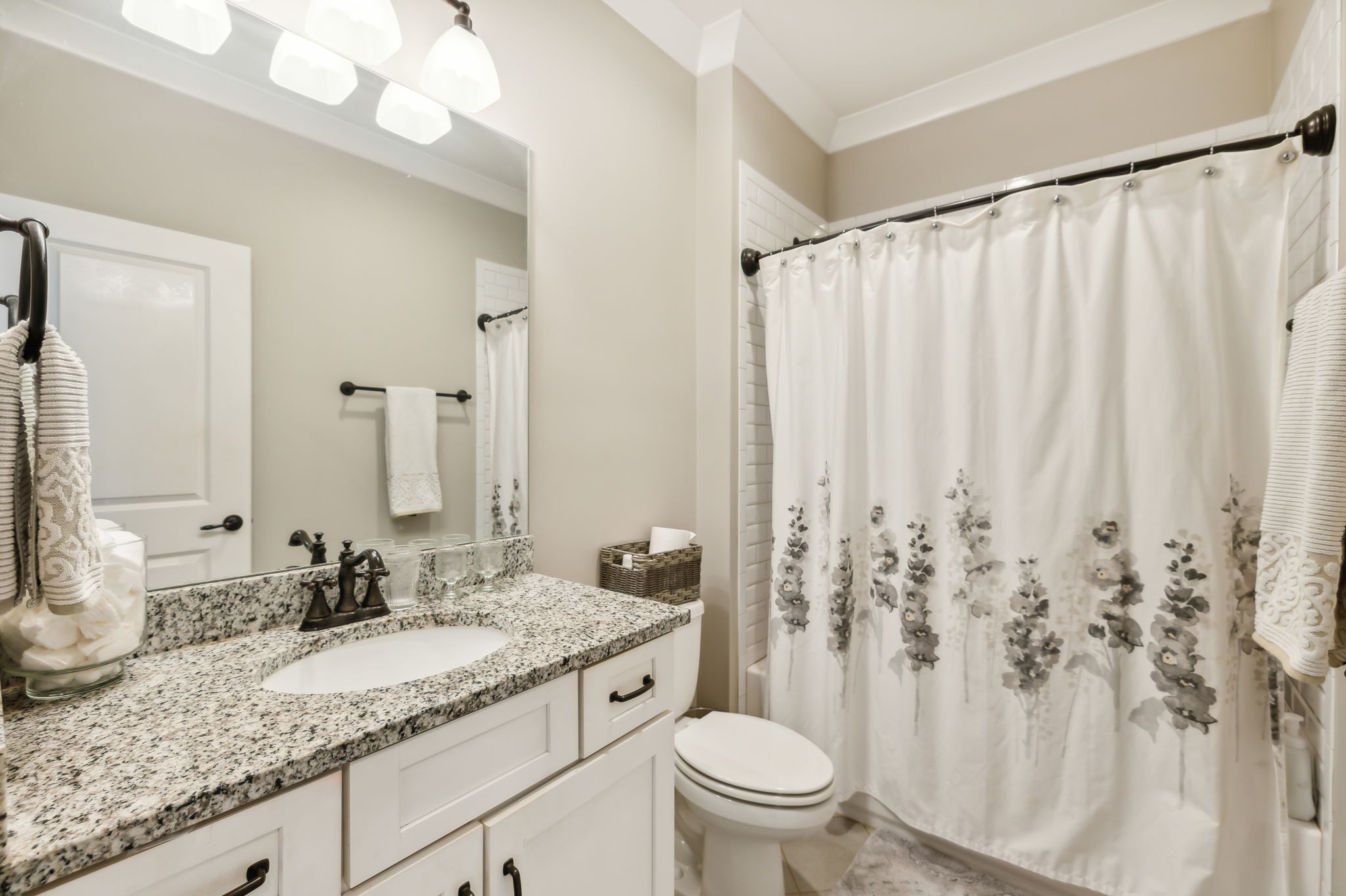 300 Conoga Dr Property Photo 43
