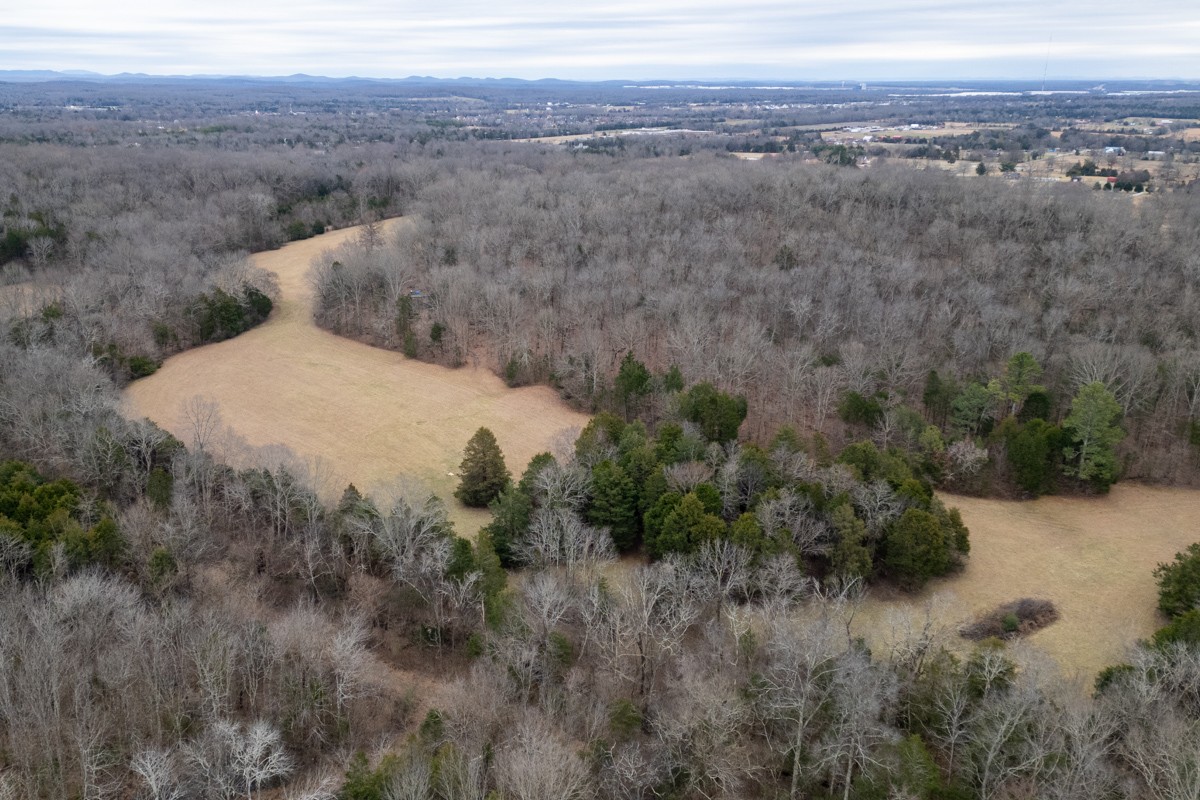 447 Sanders Ln Property Photo 9