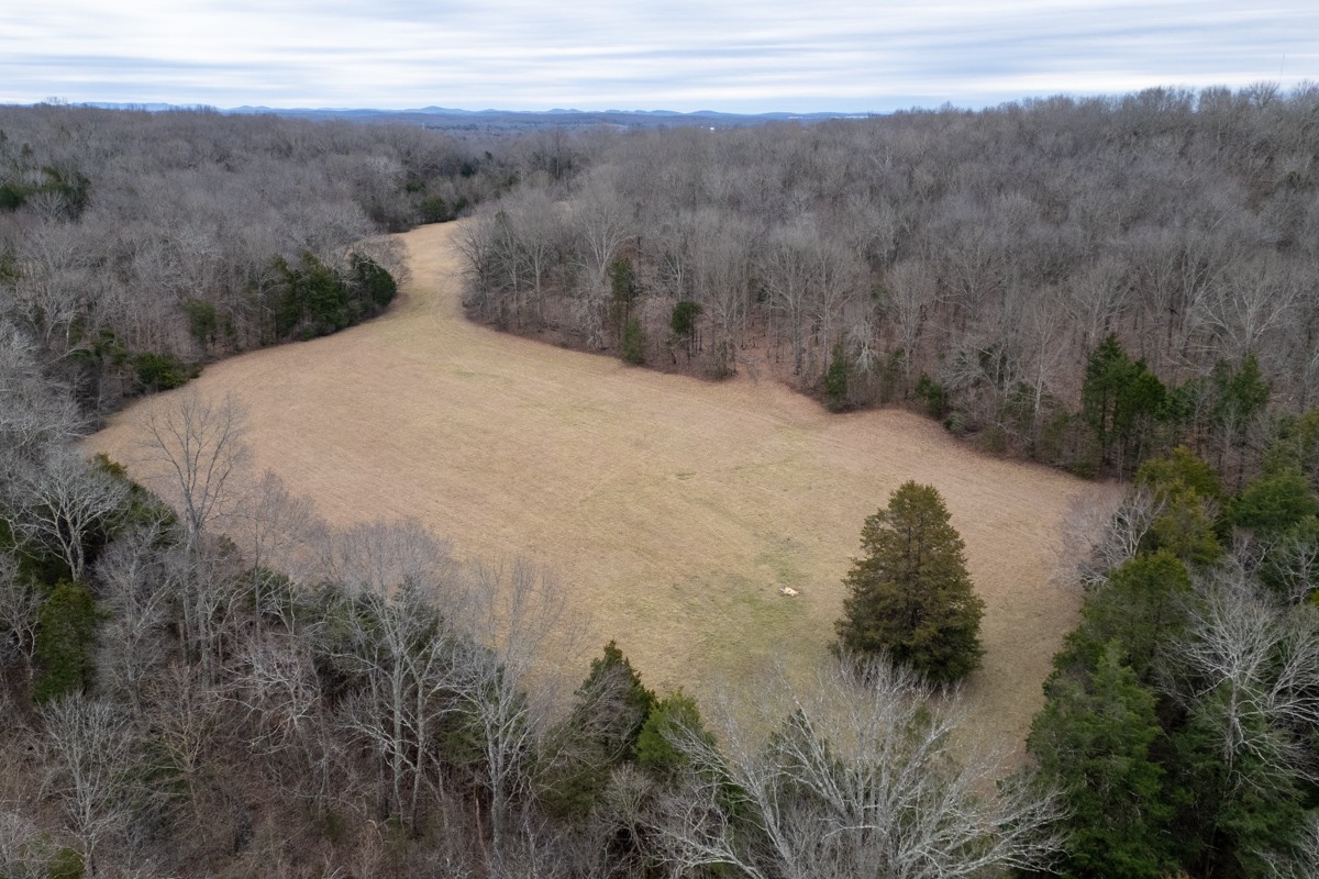 447 Sanders Ln Property Photo 10