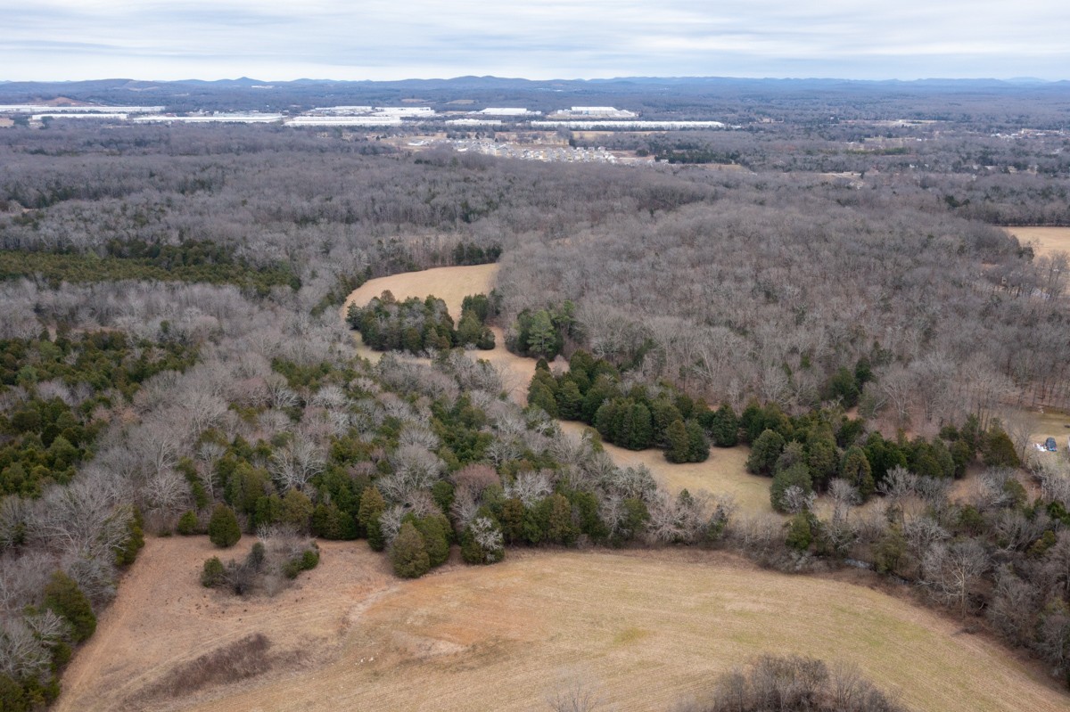 447 Sanders Ln Property Photo 18