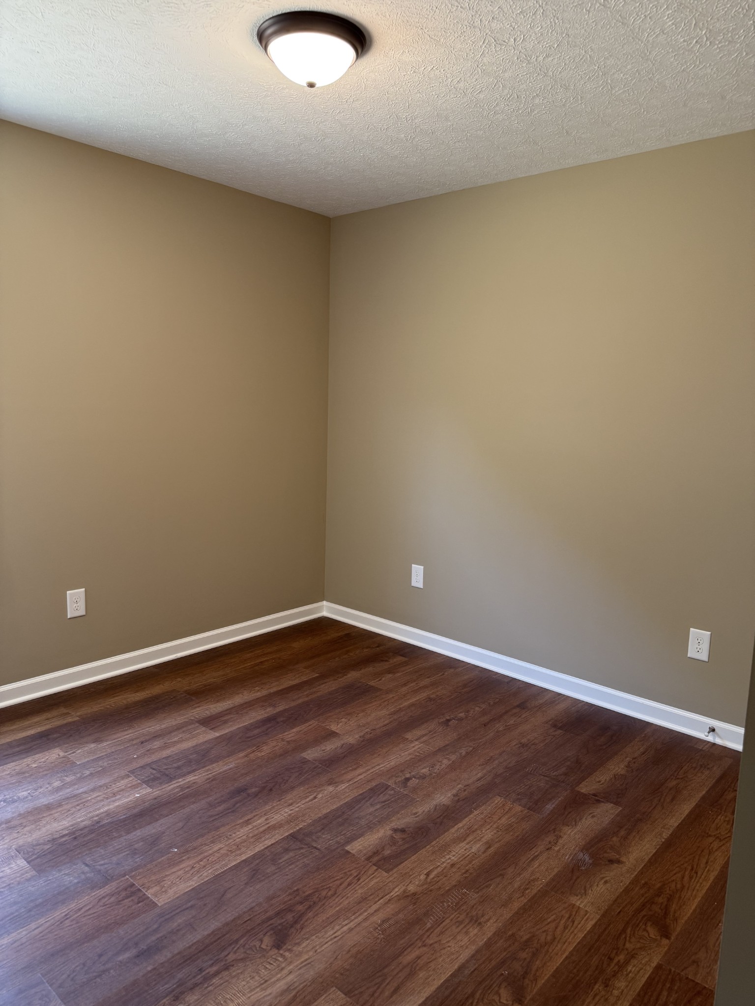 93 Hesselly Rd Property Photo 6