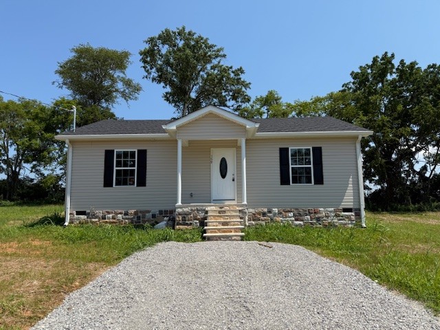 159 Hesselly Rd Property Photo 2