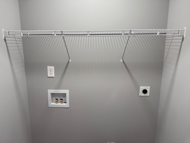 159 Hesselly Rd Property Photo 10