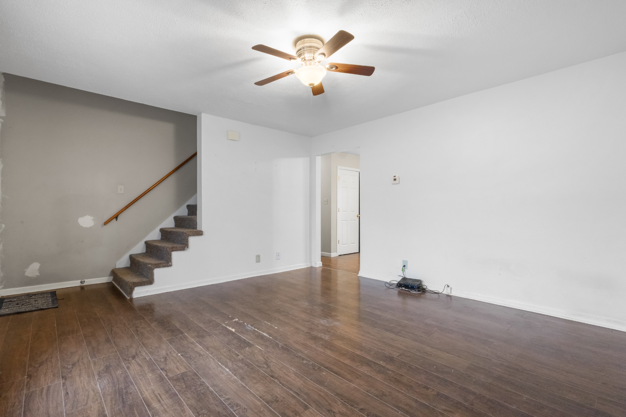 660 Artic Ave Property Photo 3