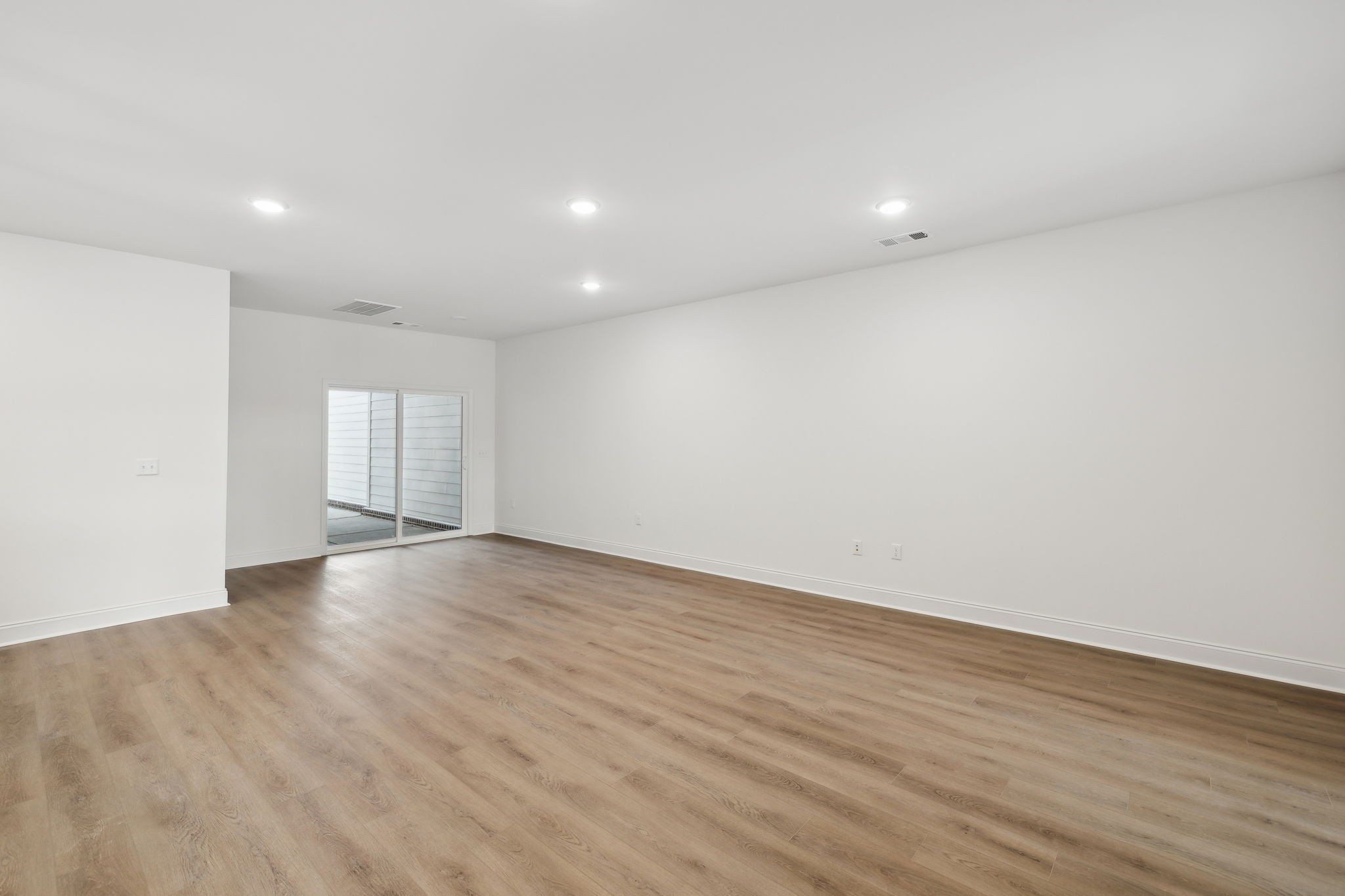 345 Faraday Court Property Photo 14