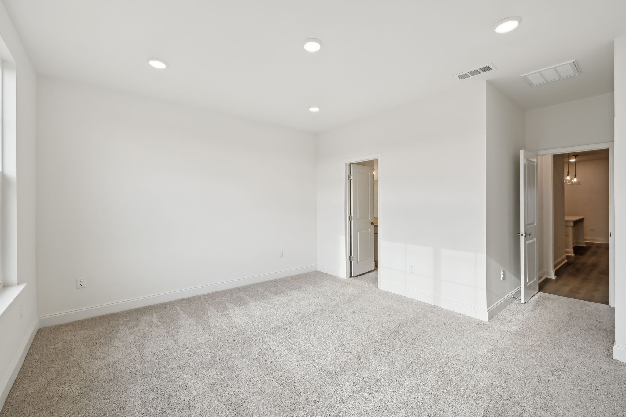 345 Faraday Court Property Photo 27