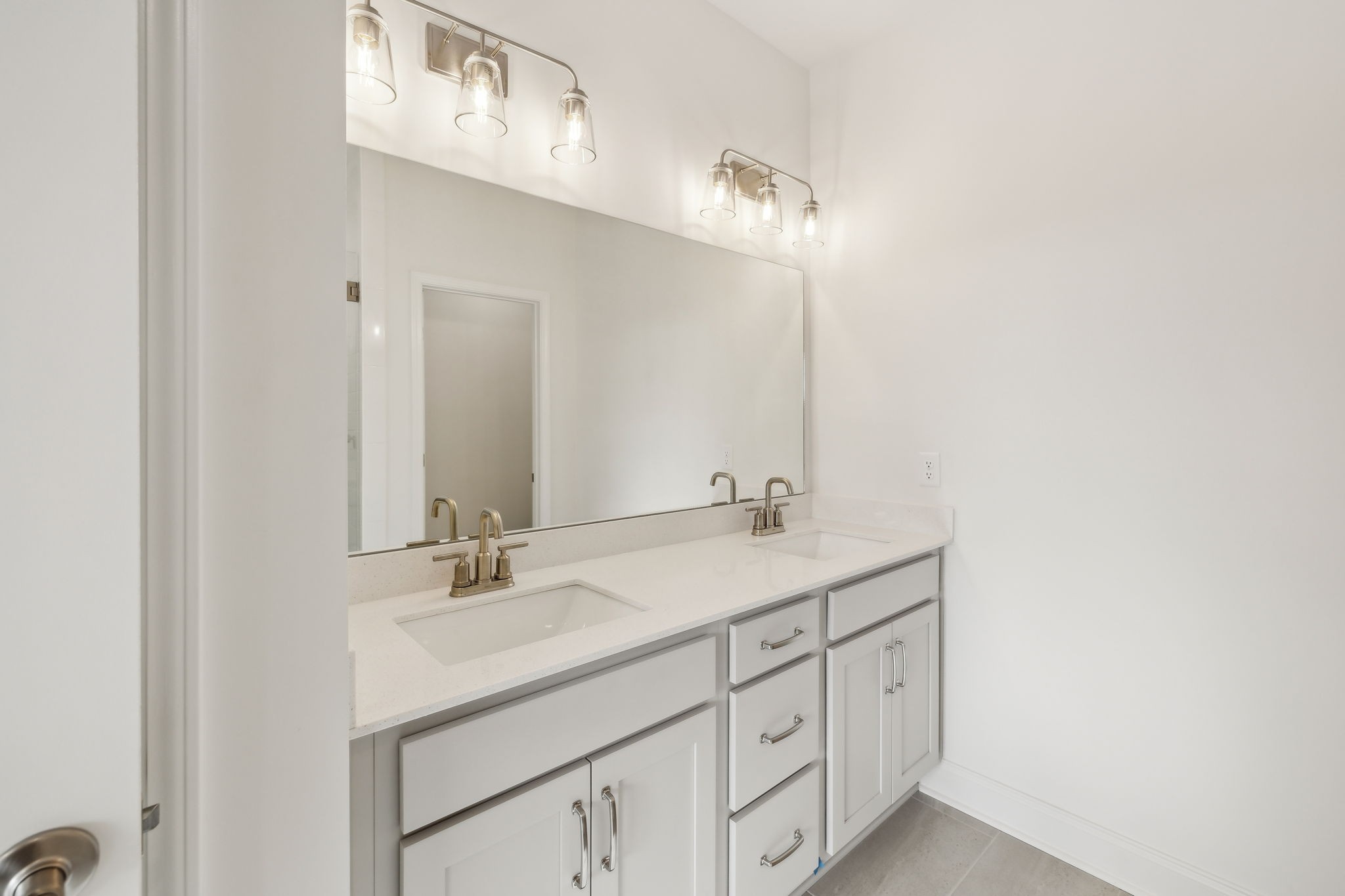 345 Faraday Court Property Photo 30