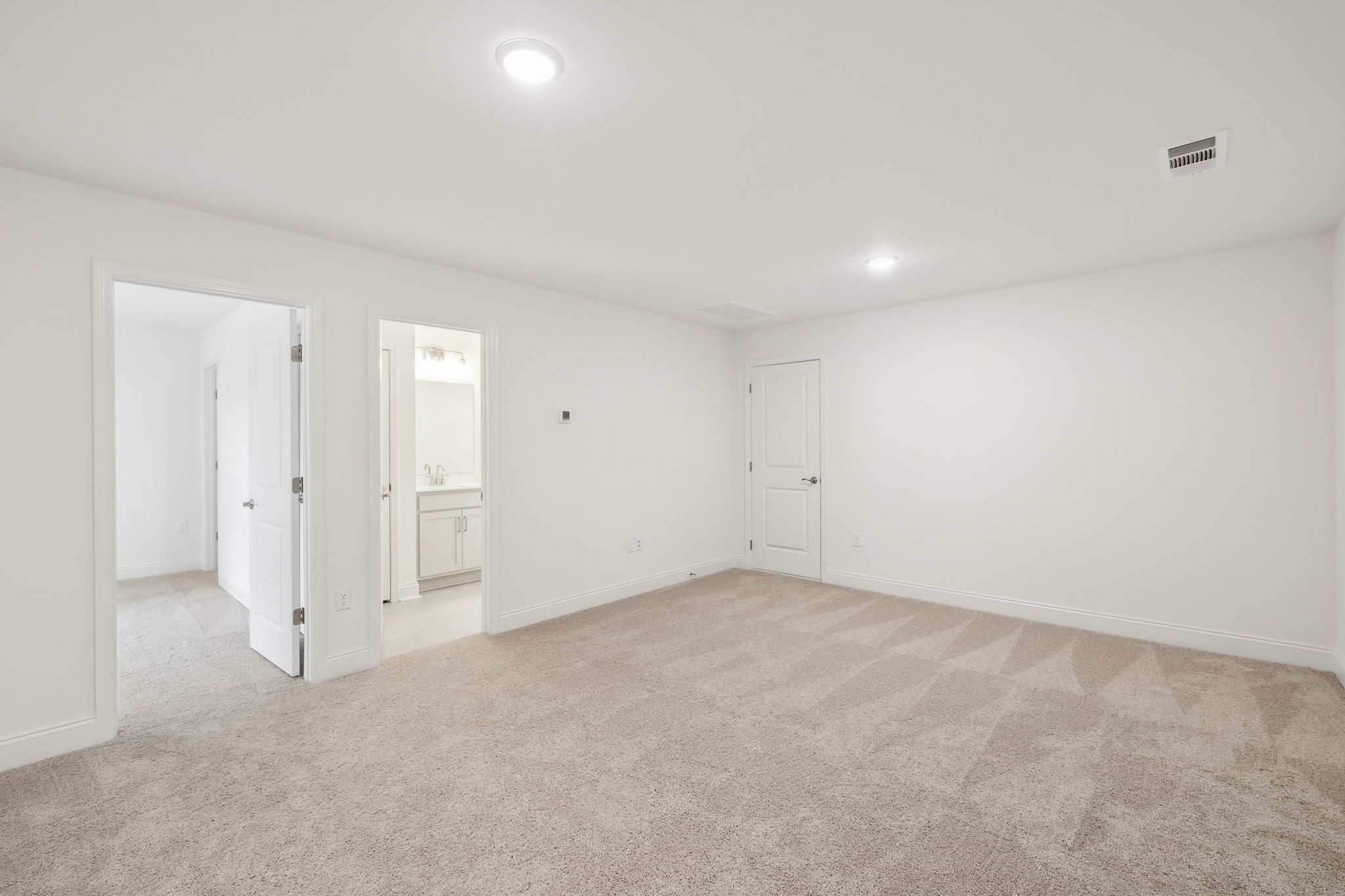 345 Faraday Court Property Photo 33
