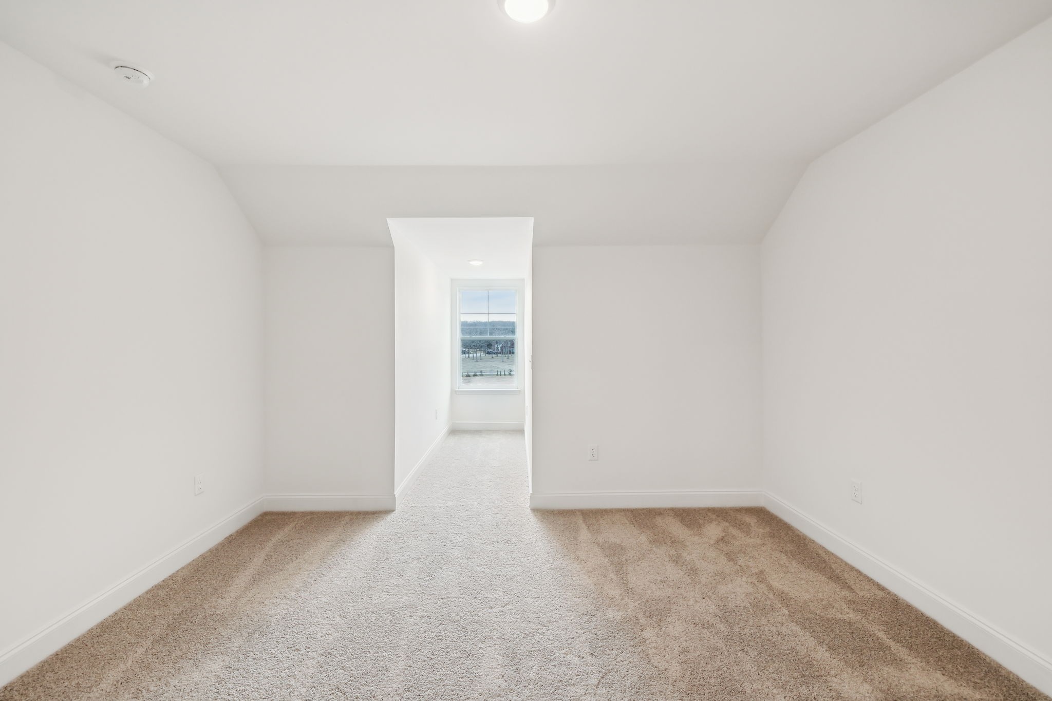 345 Faraday Court Property Photo 40