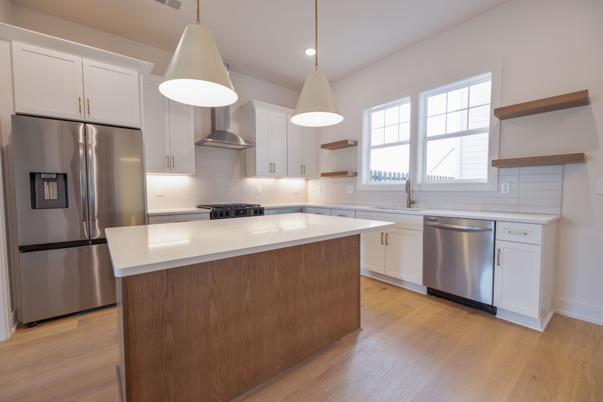 4044 Penfield Drive Unit C Property Photo 5