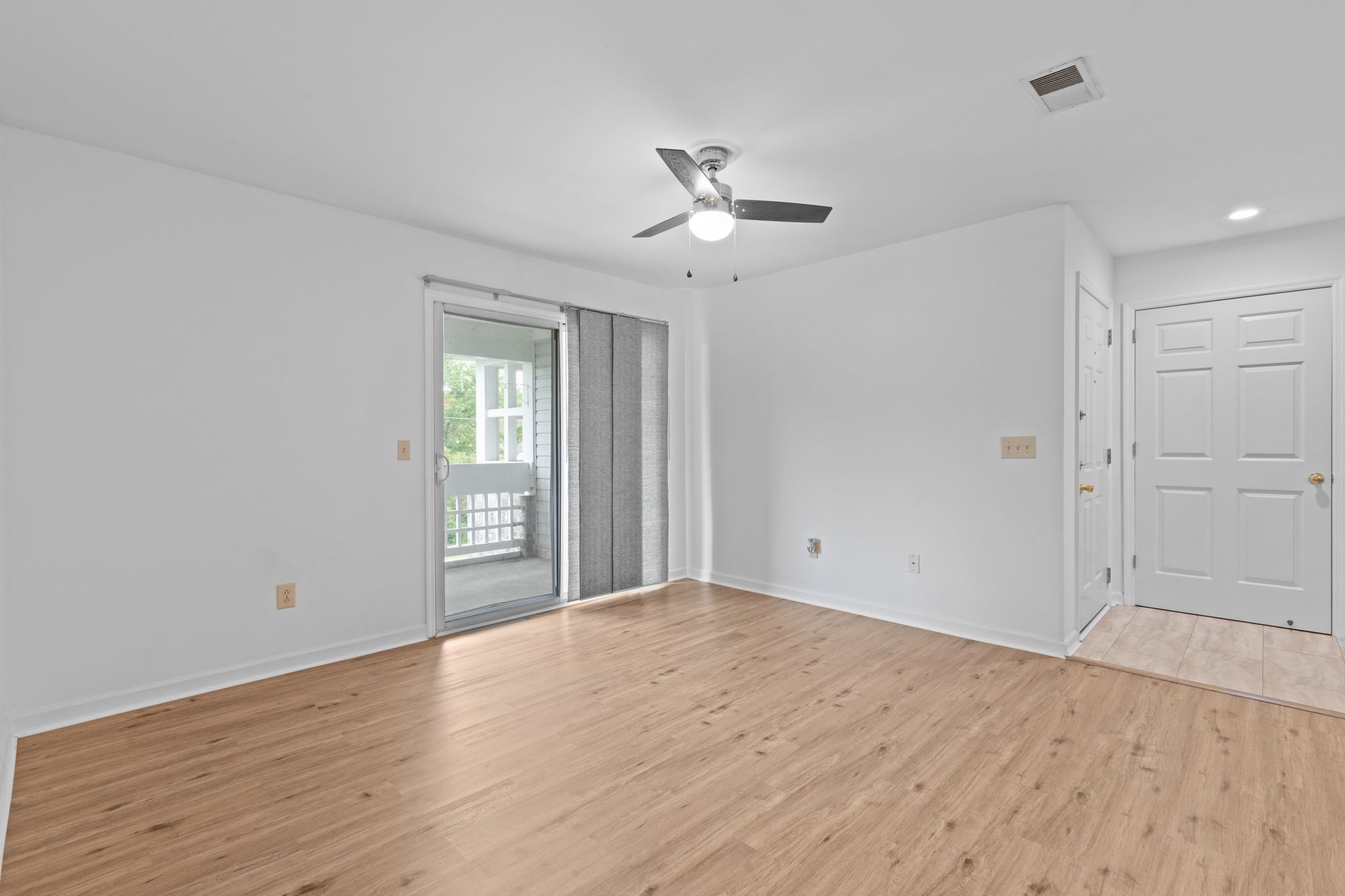 474 S Main St Property Photo 11