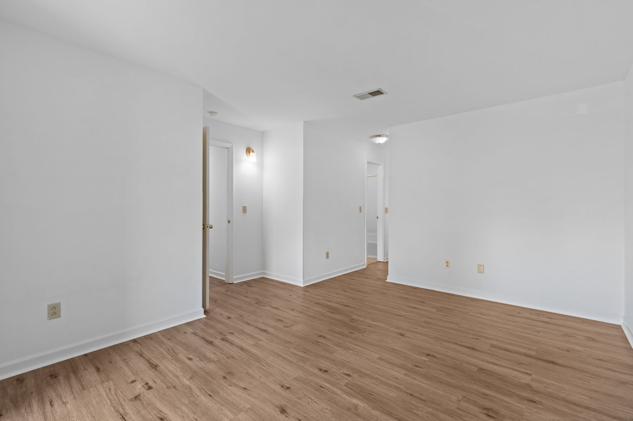 474 S Main St Property Photo 32