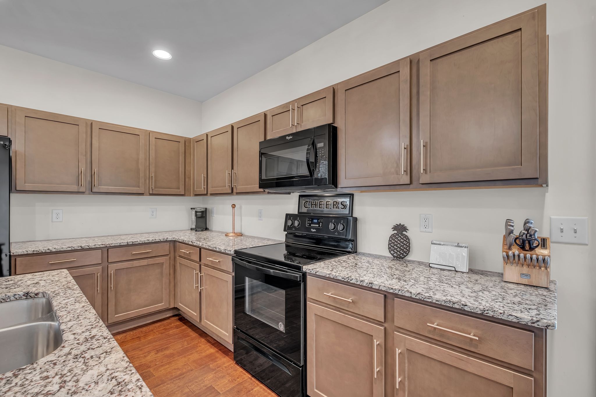 1041 Saddlestone Dr Property Photo 11