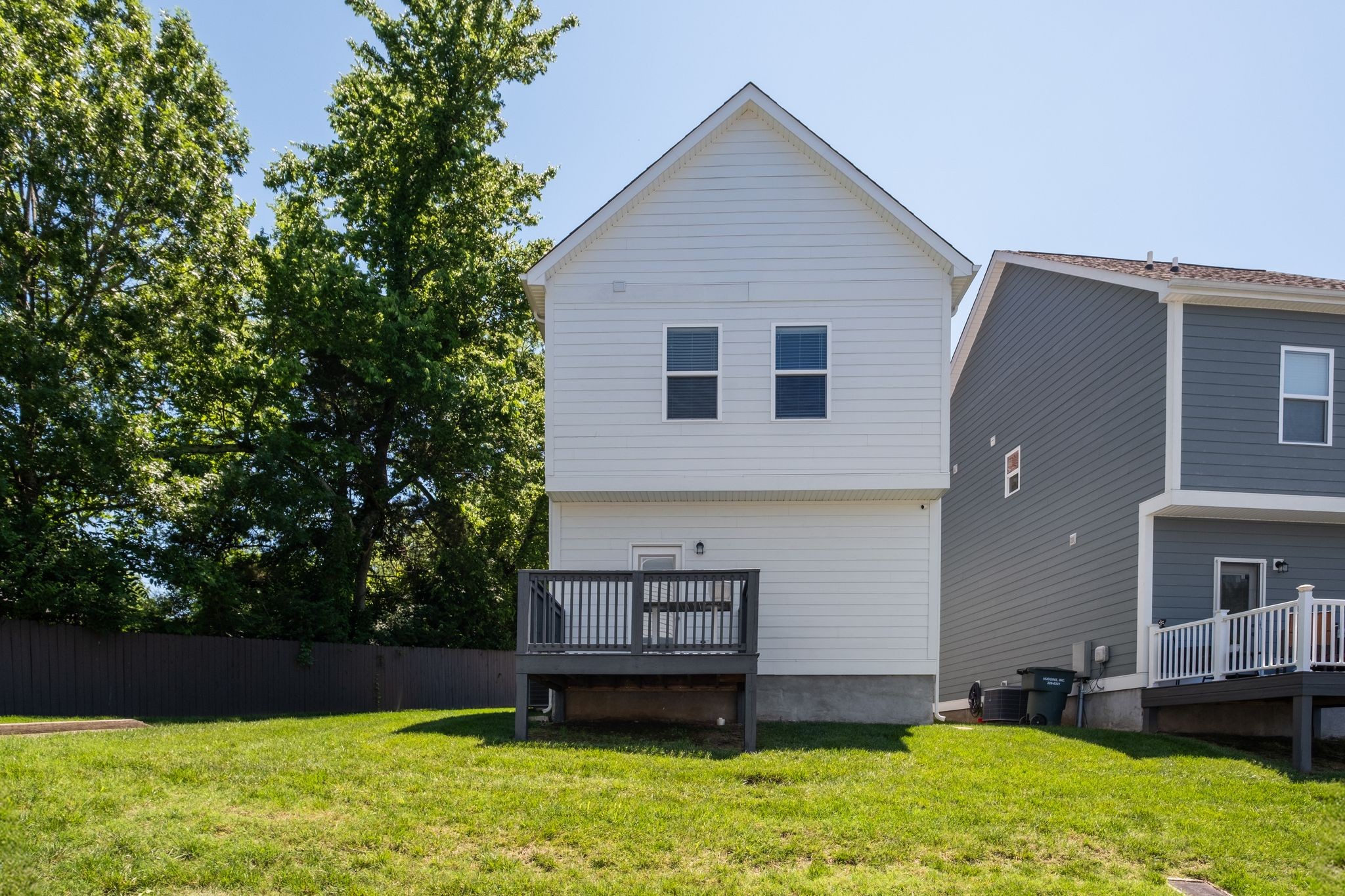 1041 Saddlestone Dr Property Photo 27