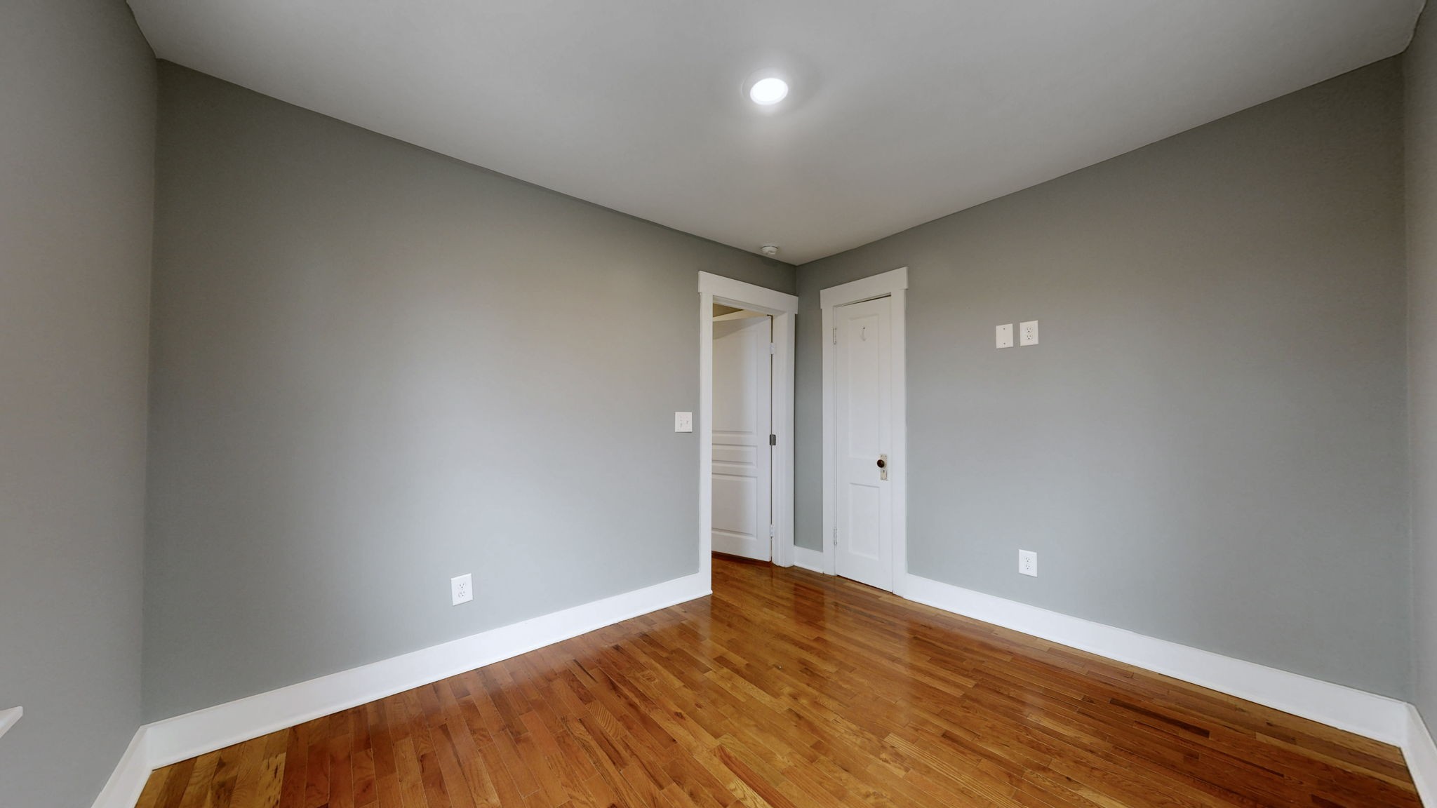 419 Woods Ave, N Property Photo 21