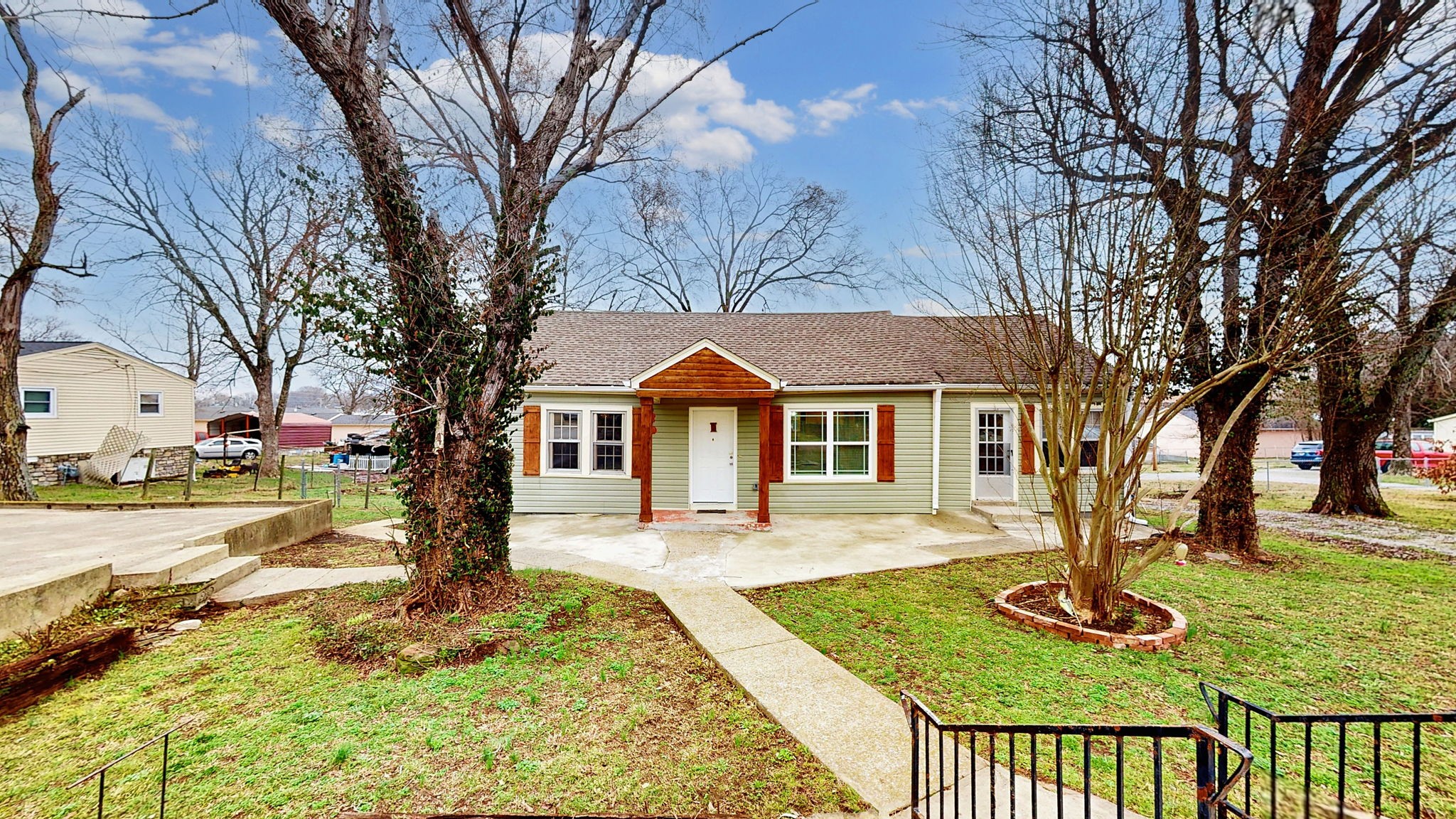 419 Woods Ave, N Property Photo 25