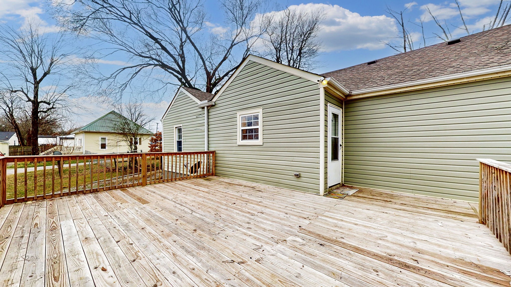 419 Woods Ave, N Property Photo 28