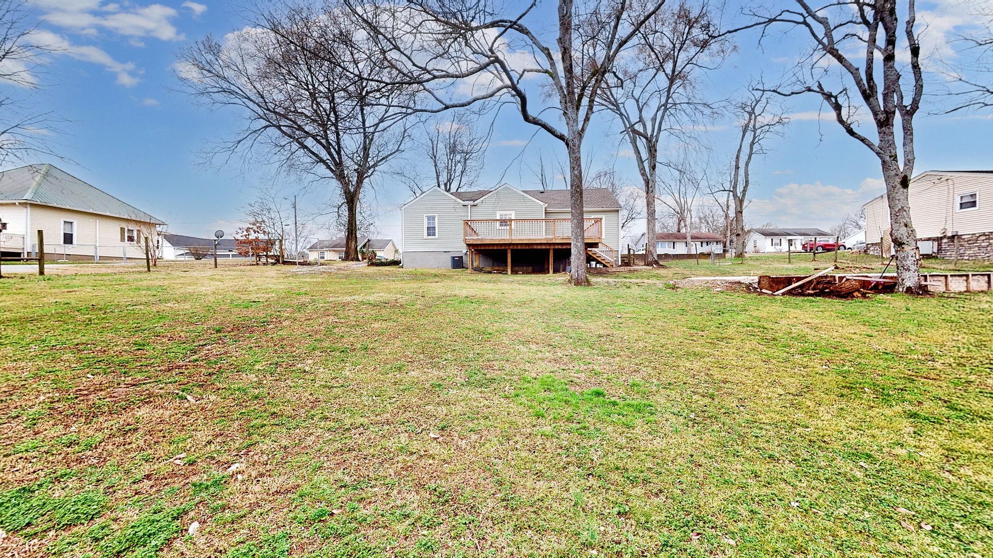 419 Woods Ave, N Property Photo 32
