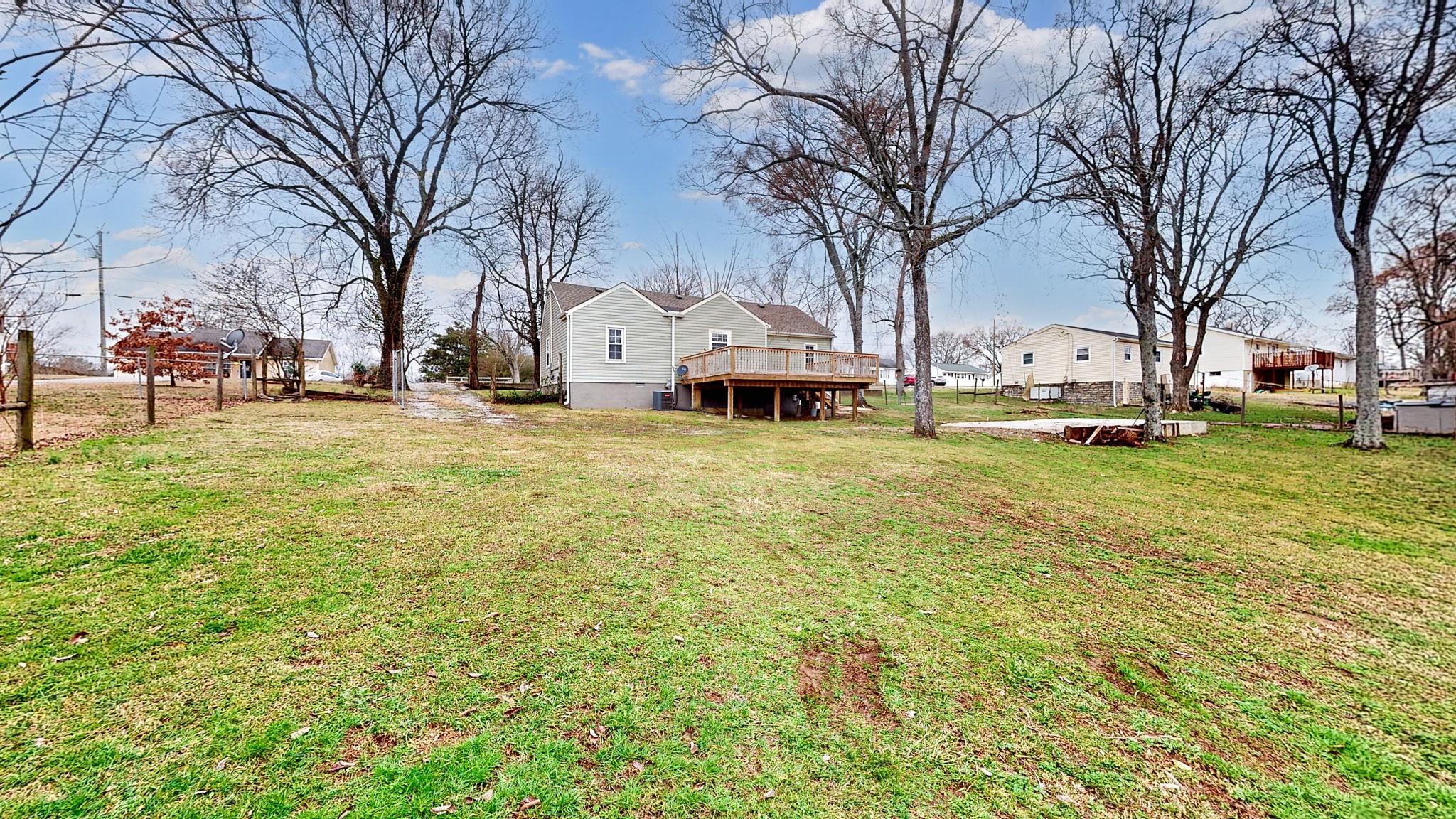 419 Woods Ave, N Property Photo 33