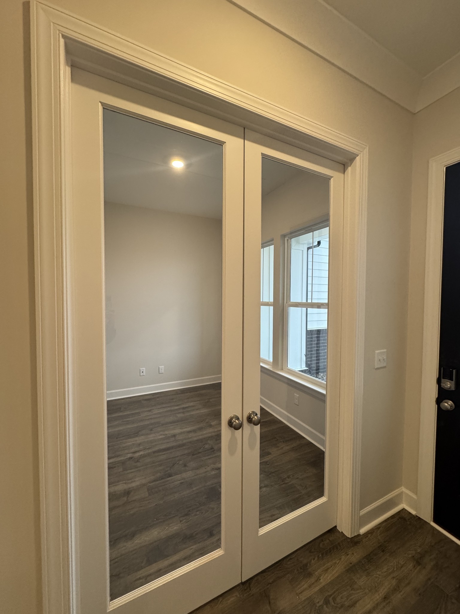 444 Buckwood Ave Property Photo 10