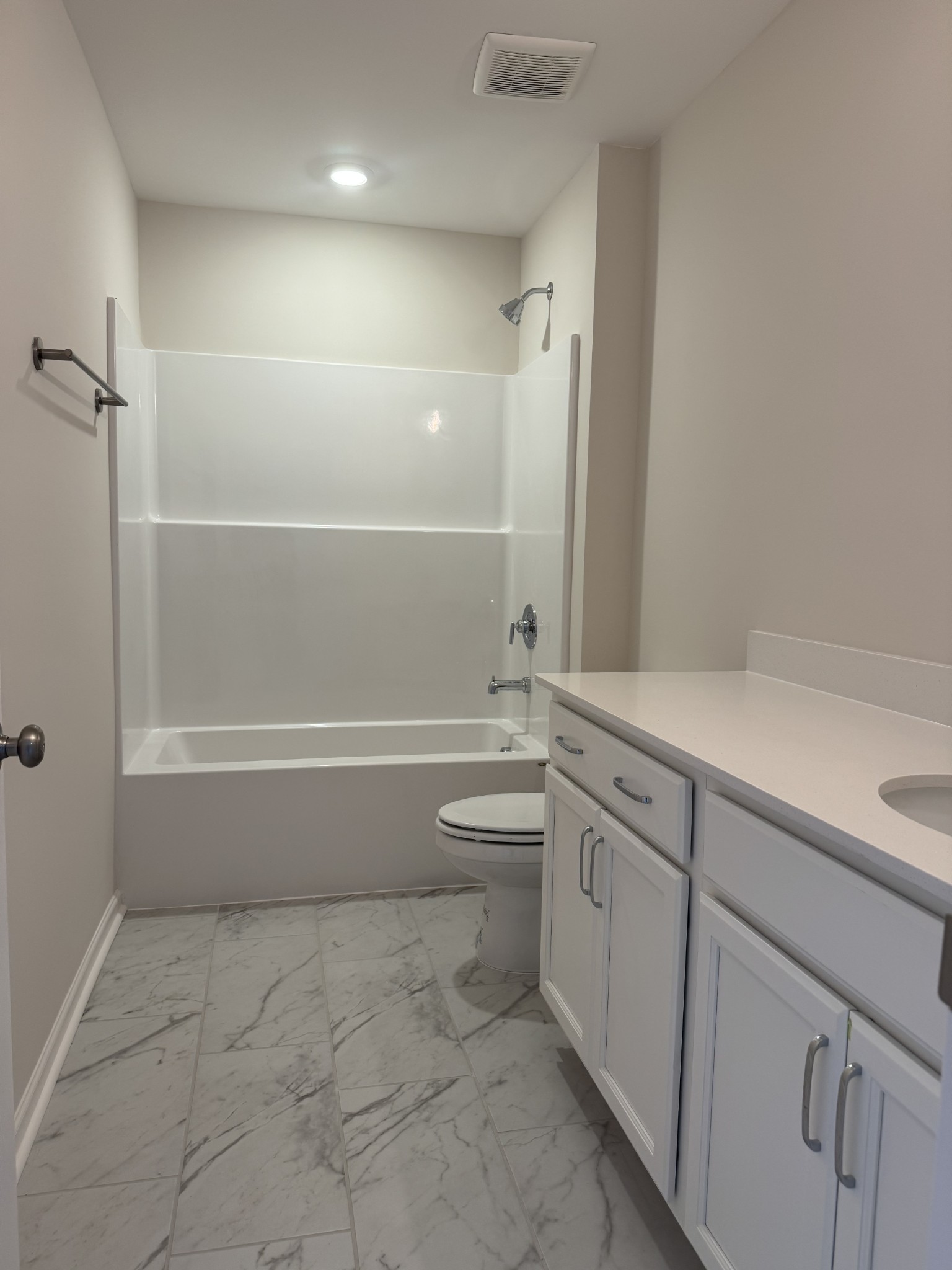 444 Buckwood Ave Property Photo 48