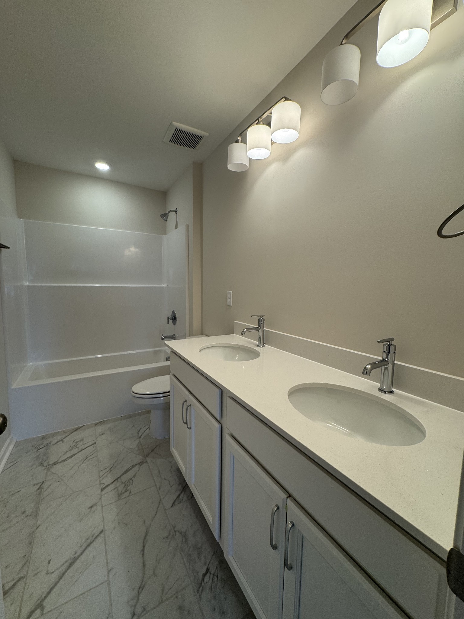 444 Buckwood Ave Property Photo 54