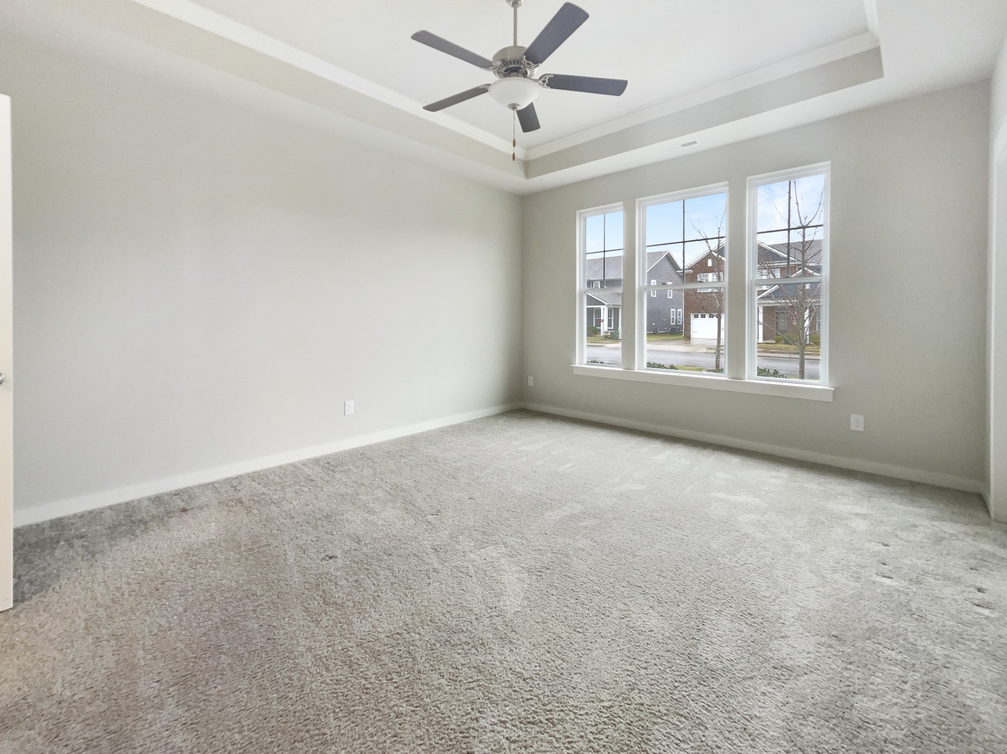 764 Ewell Farm Dr Property Photo 6