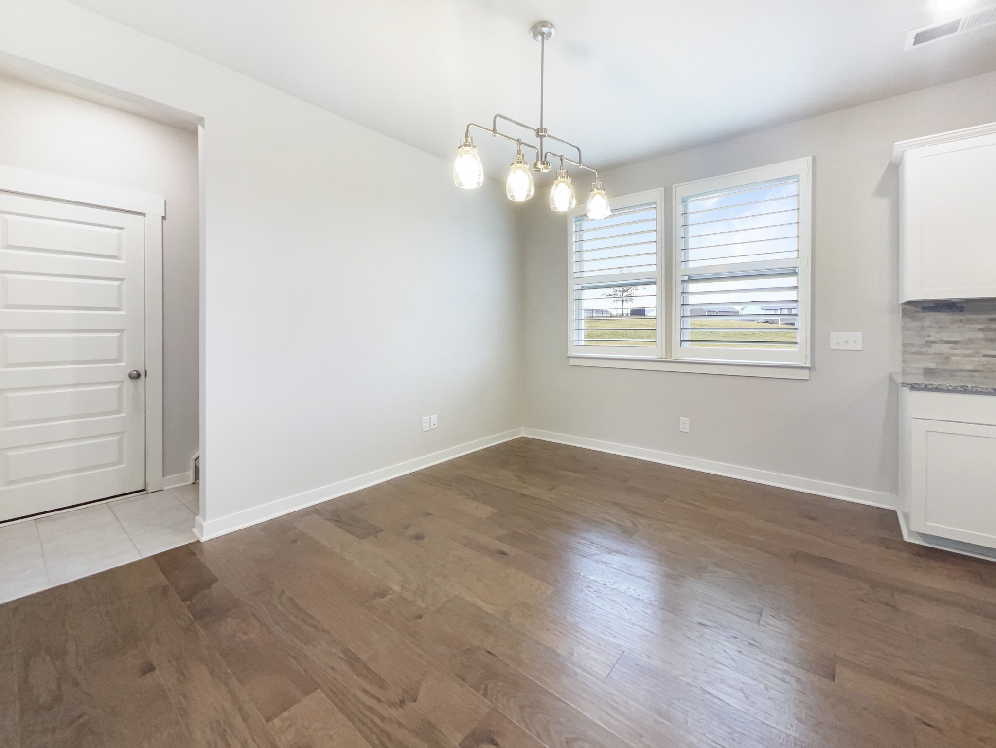 764 Ewell Farm Dr Property Photo 15