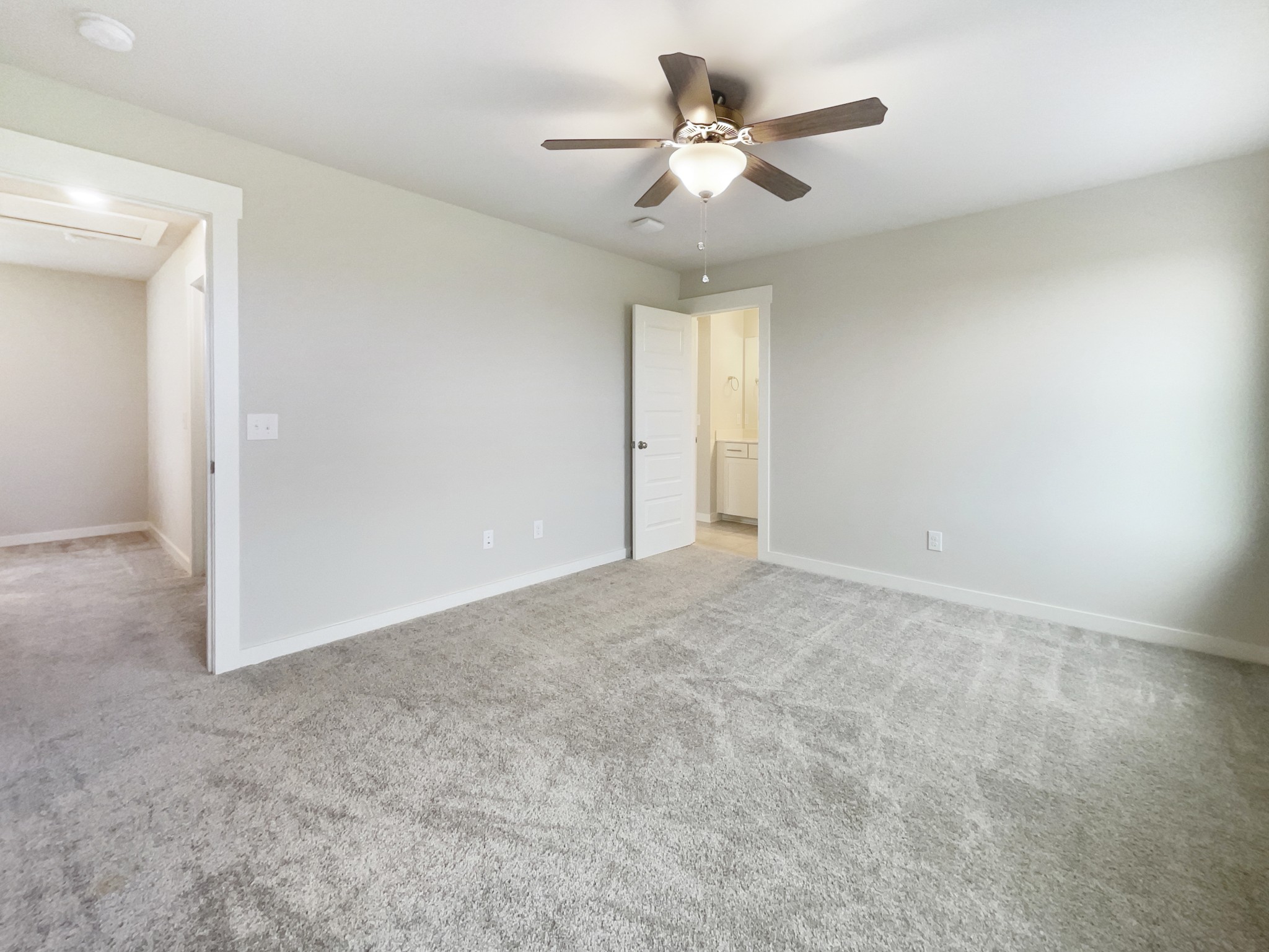 764 Ewell Farm Dr Property Photo 21