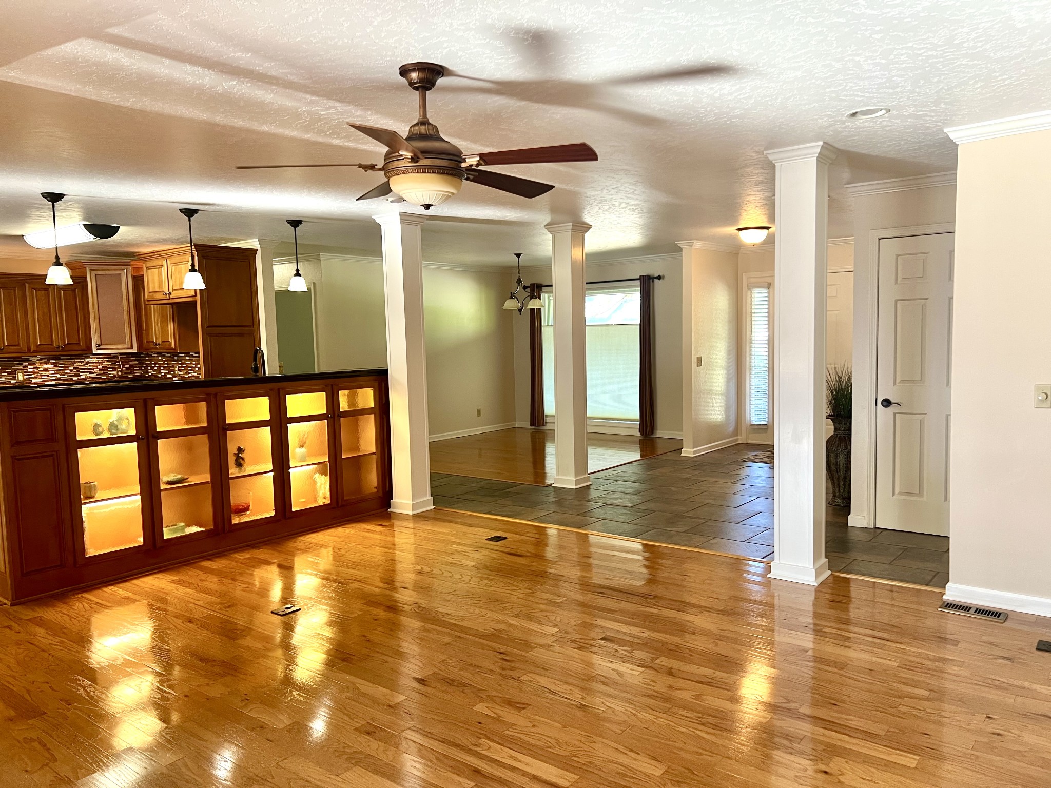 15 Chesapeake Dr Property Photo