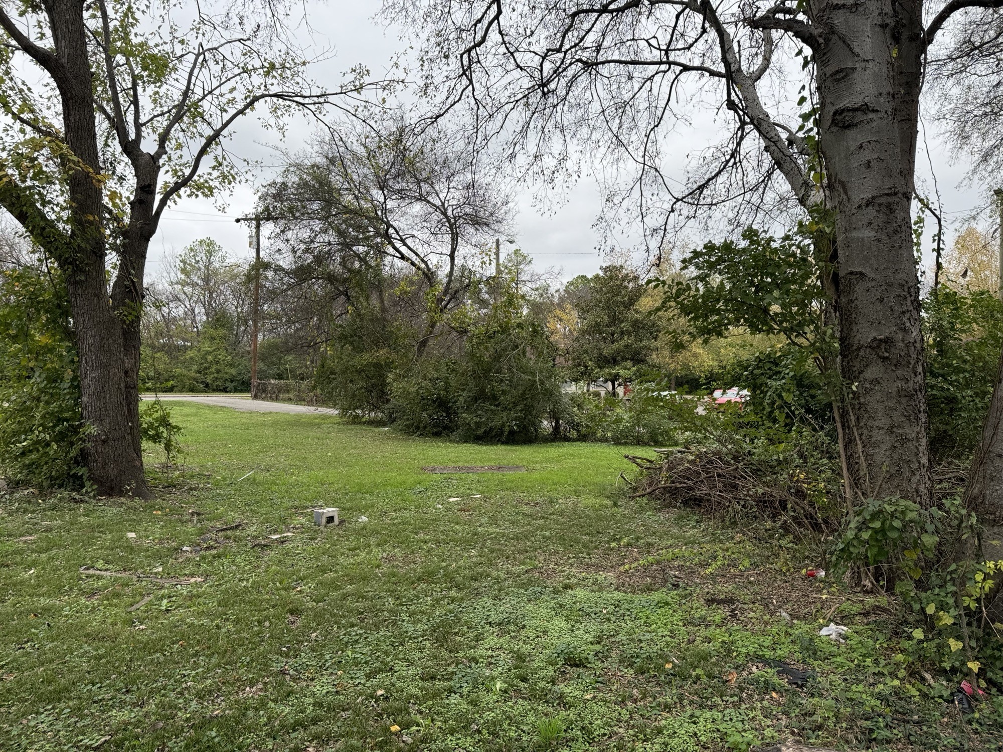 2616 Eden St Property Photo 5