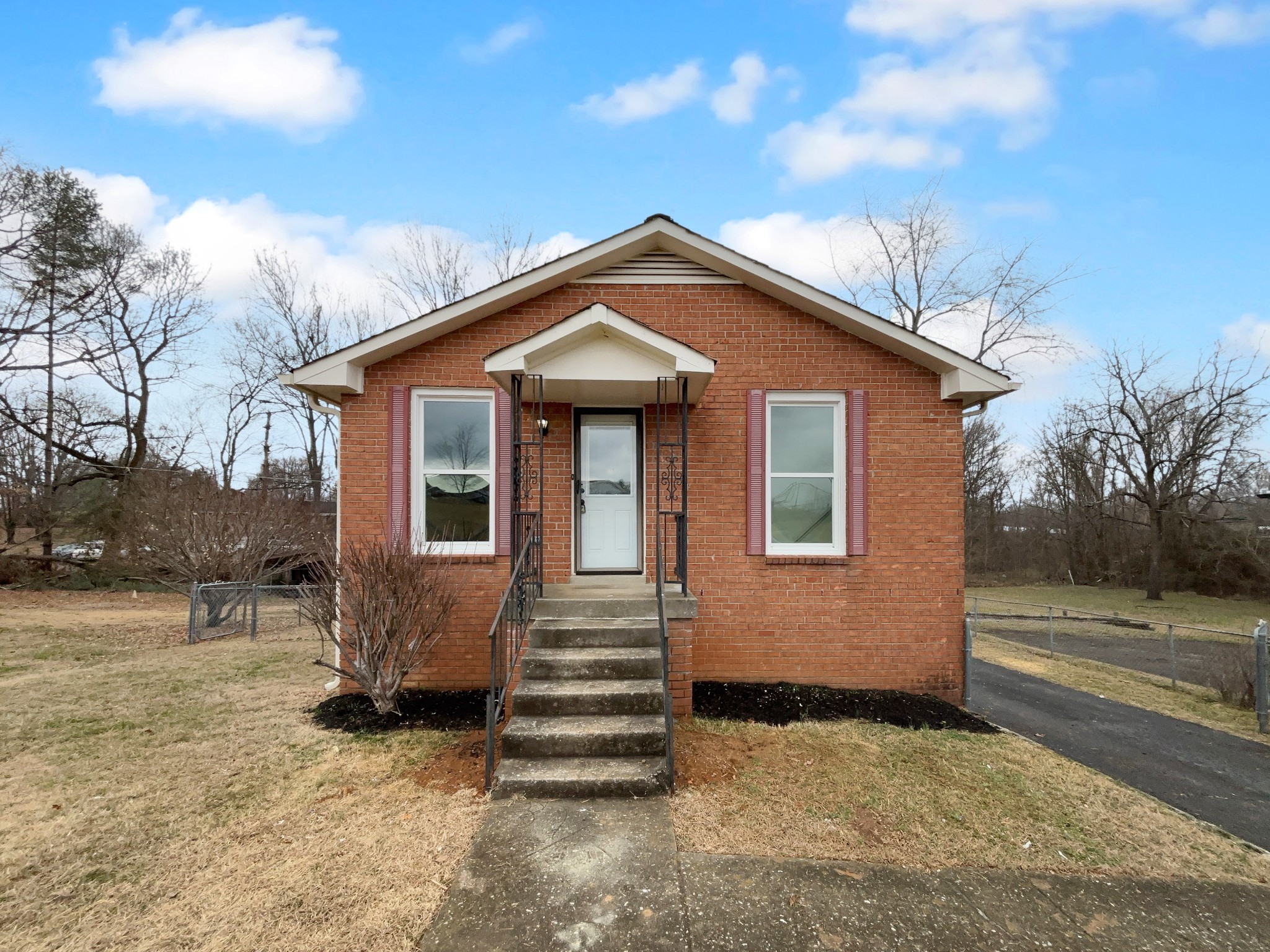 Academy Heights Real Estate Listings Main Image