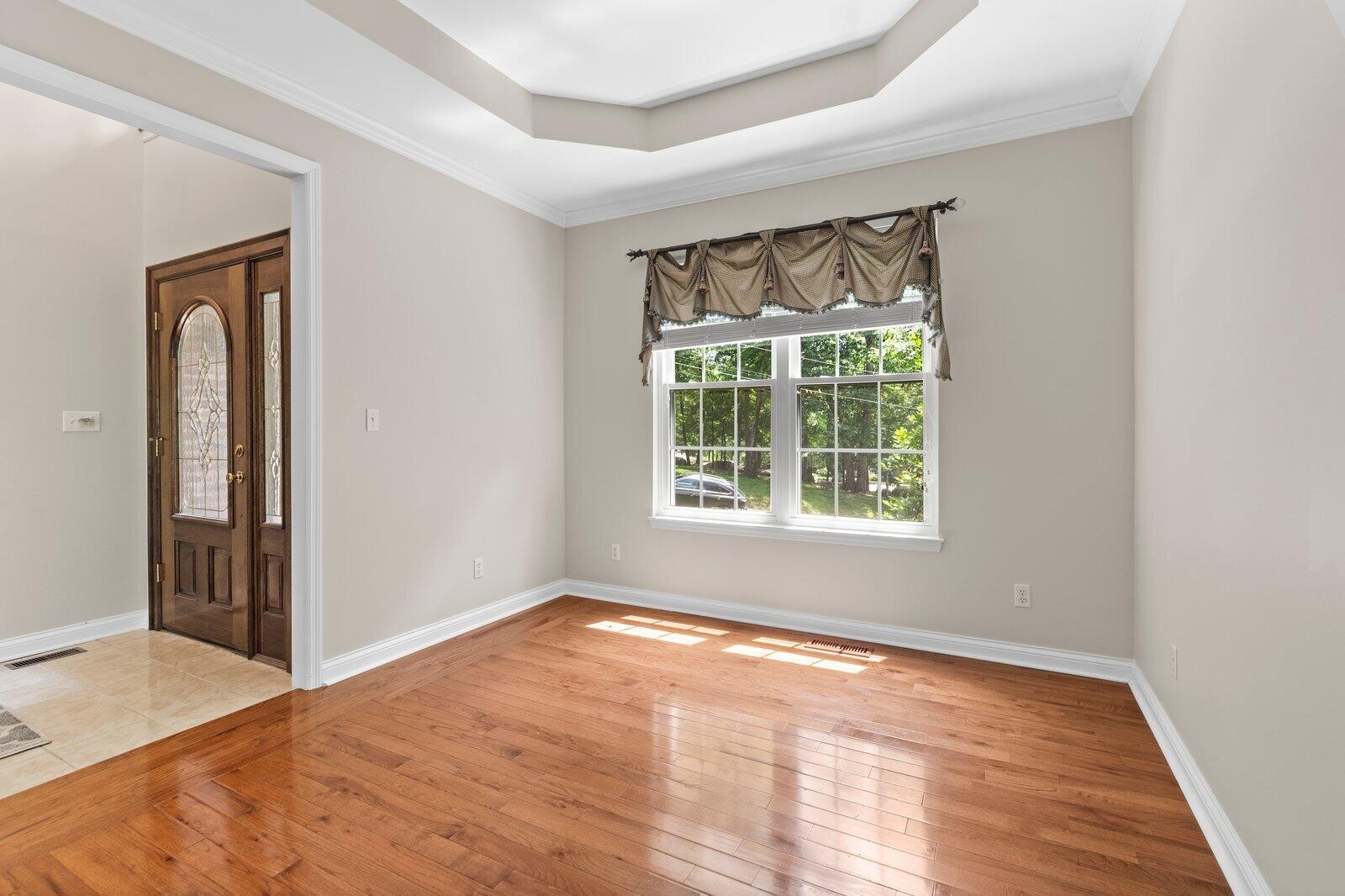 2108 Valleydale Lane Property Photo 2