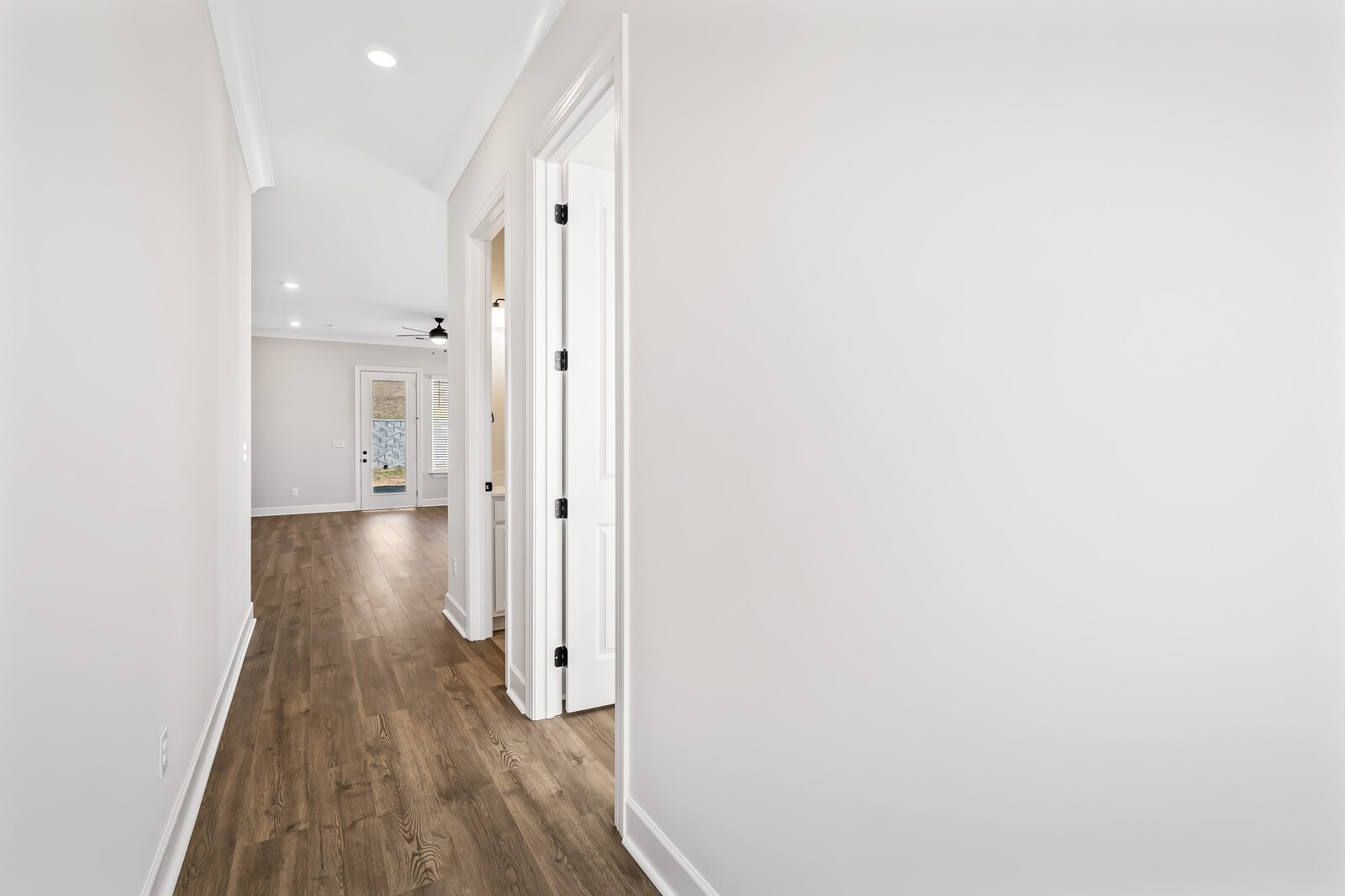 440 Buckwood Avenue, W Property Photo 7