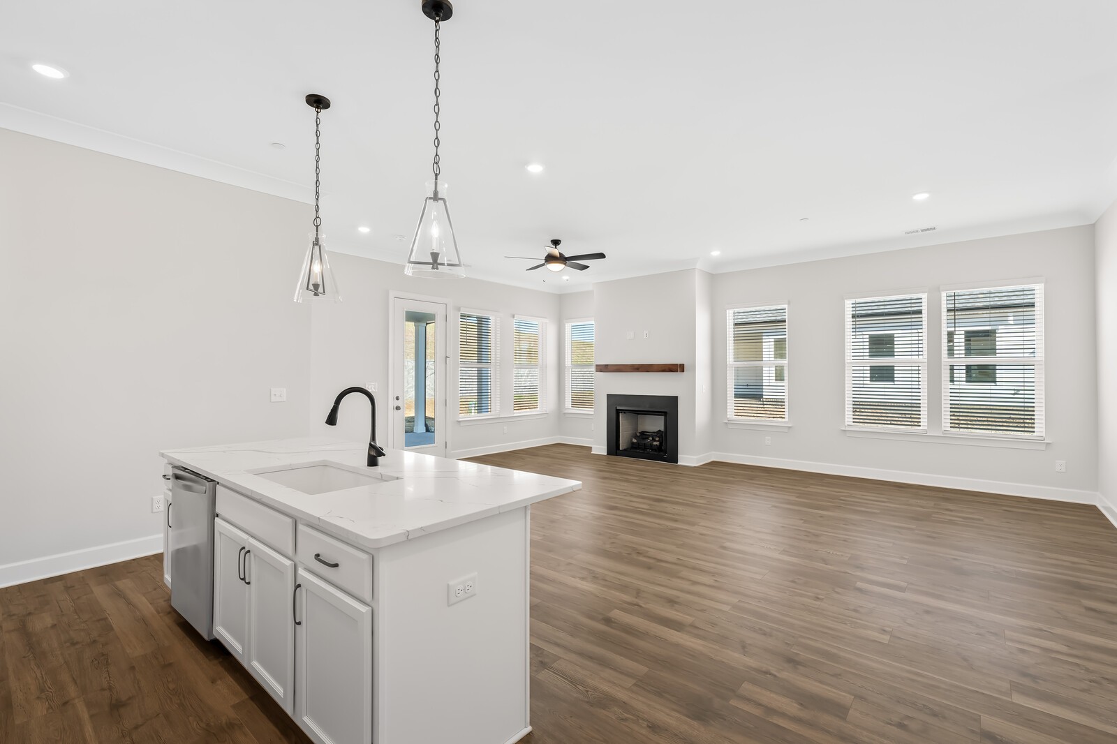 440 Buckwood Avenue, W Property Photo 18