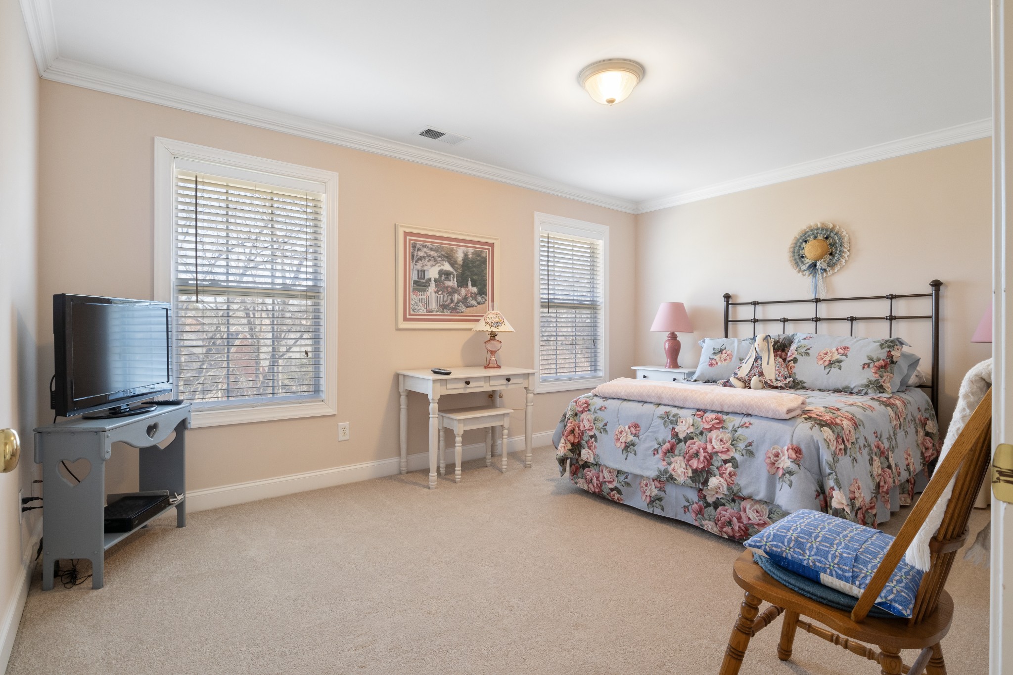 1532 Bunbury Dr Property Photo 14
