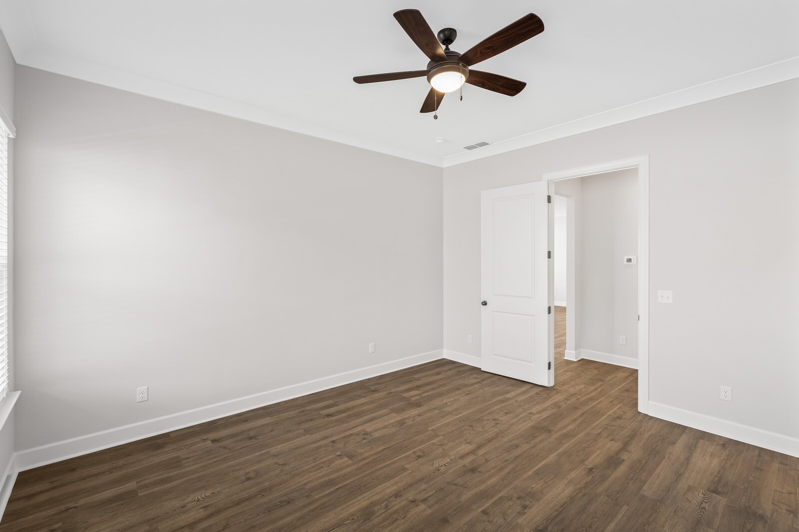 323 Buckwood Lane, N Property Photo 22