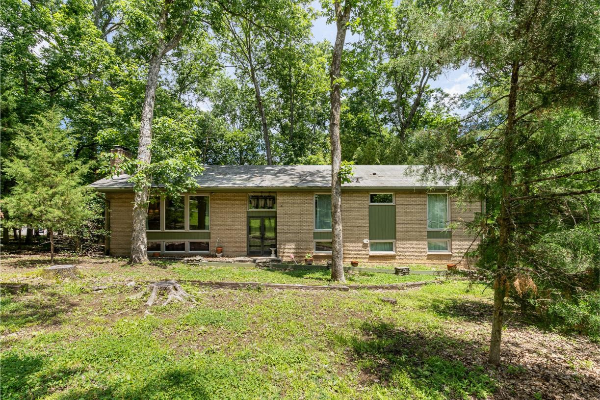 123 Trail East Drive Property Photo 33