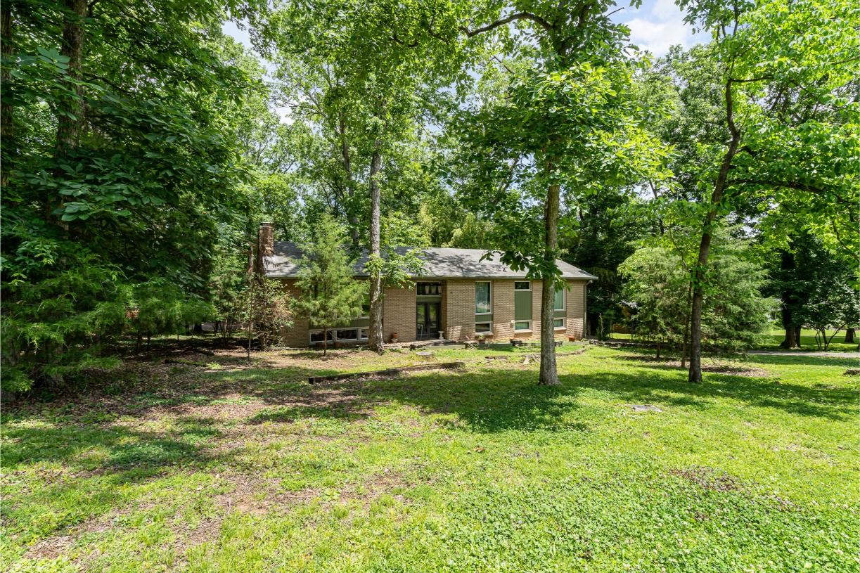 123 Trail East Drive Property Photo 34