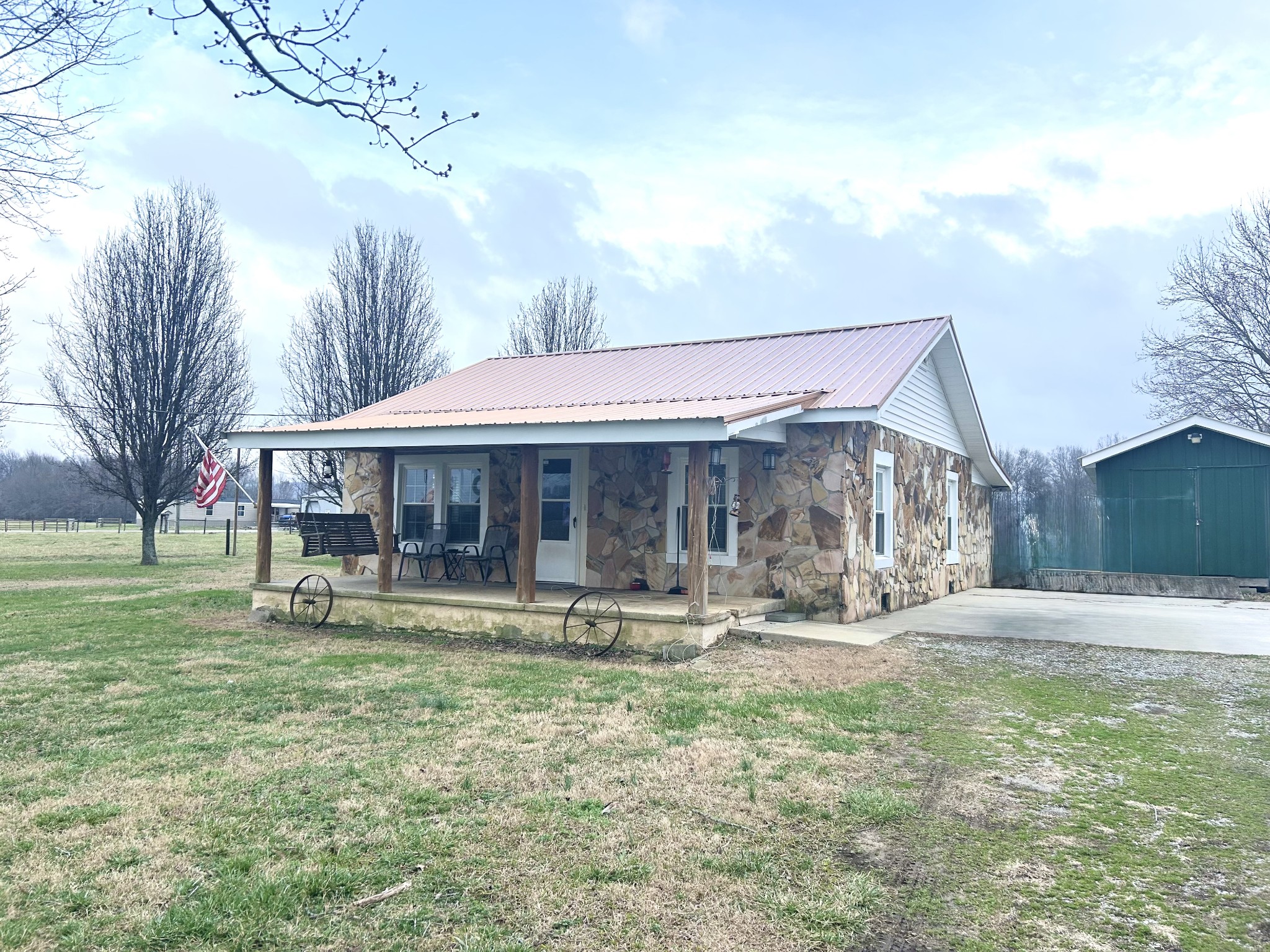 2991 Elora Rd Property Photo
