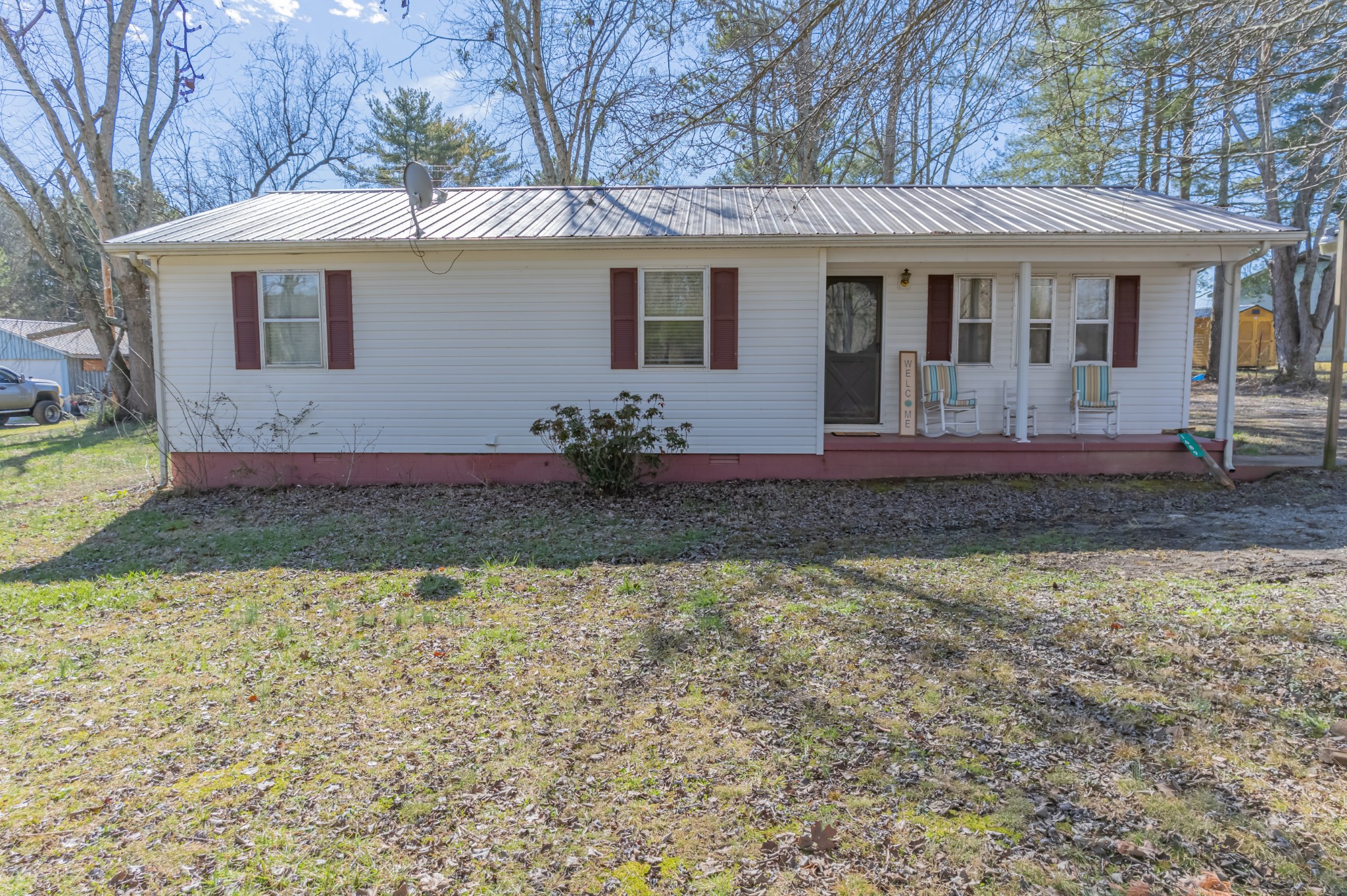 1689 Pleasant Ridge Rd Property Photo