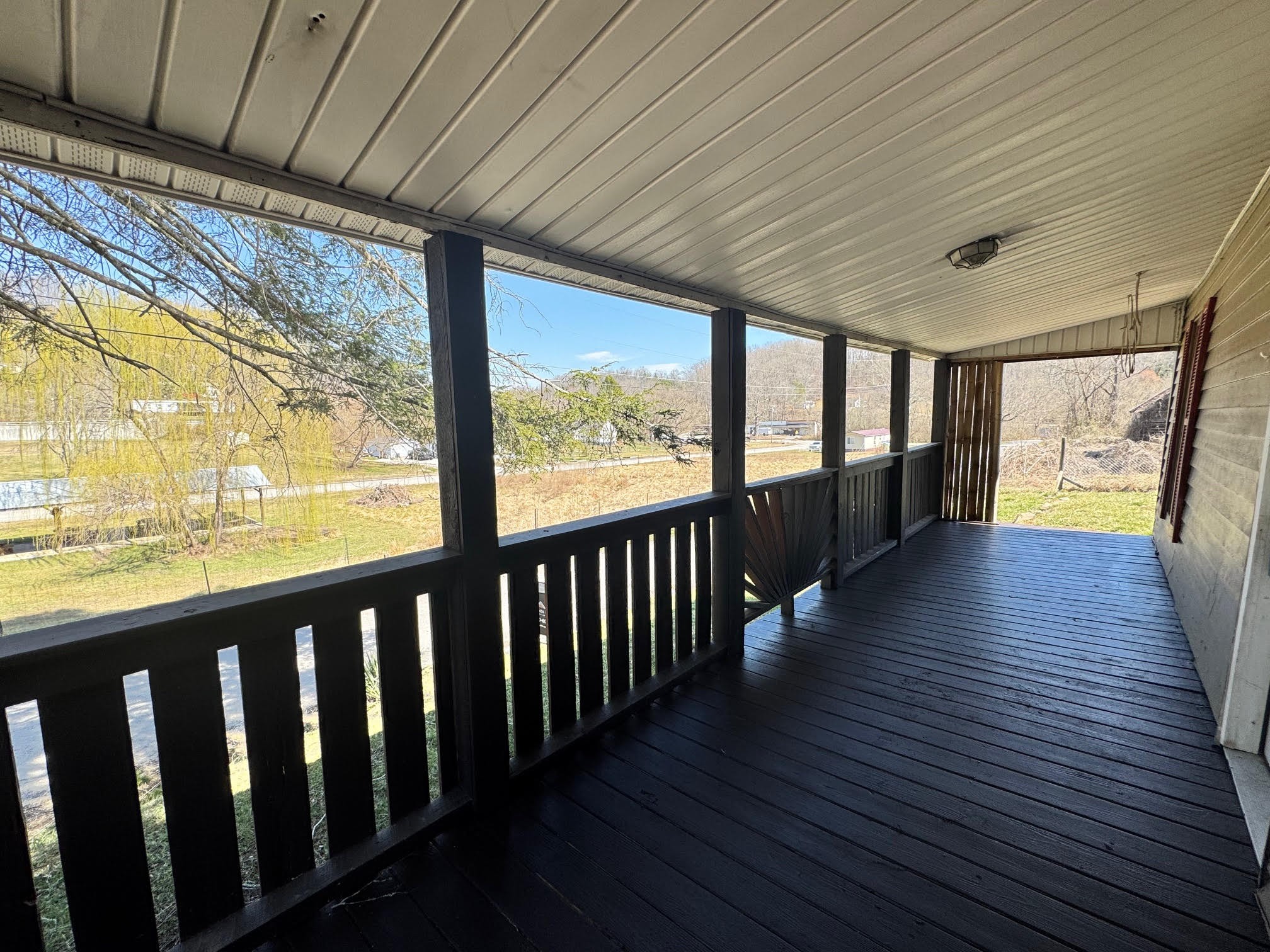 145 Shady Grove Rd Property Photo 3