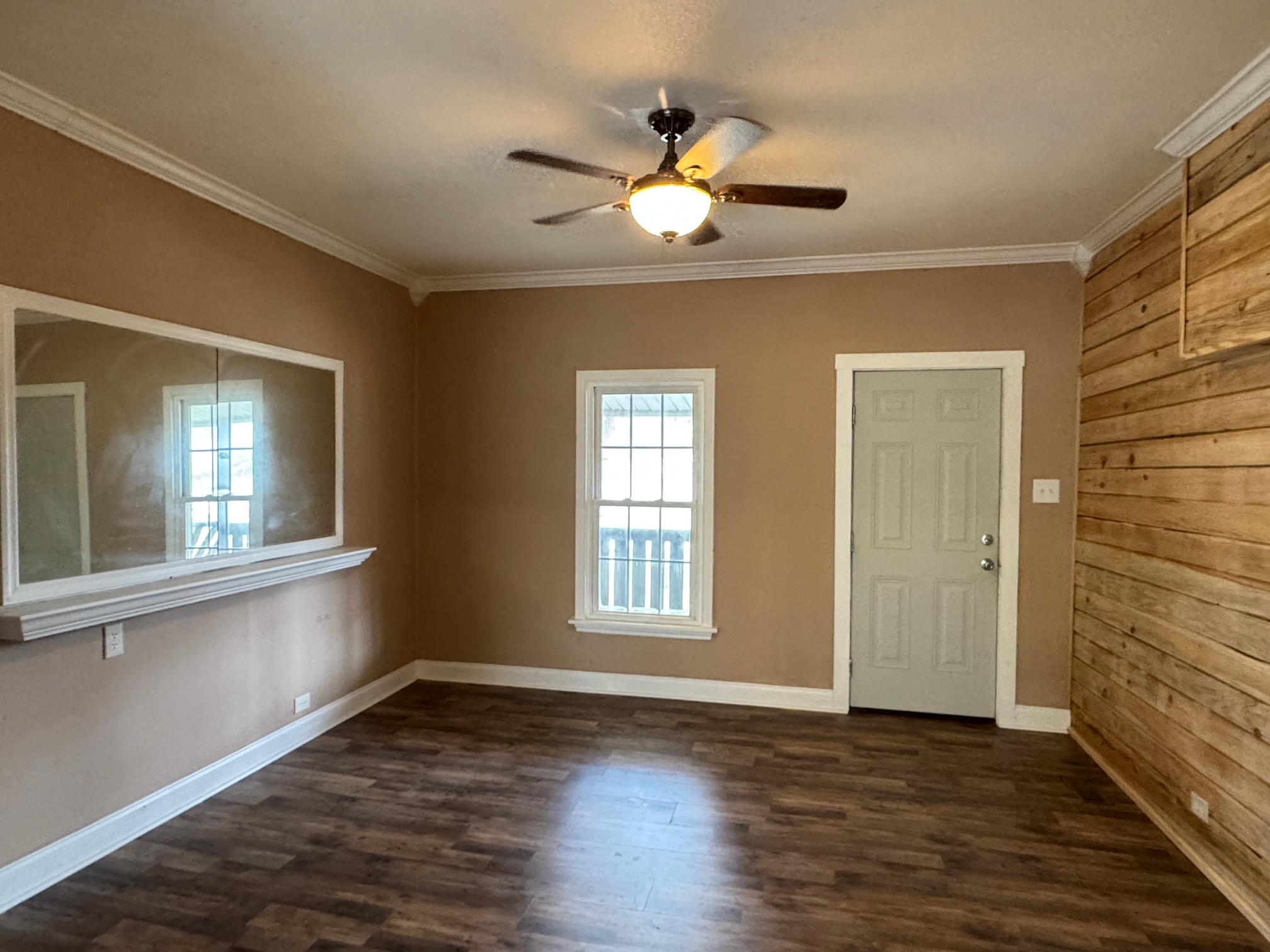 145 Shady Grove Rd Property Photo 9