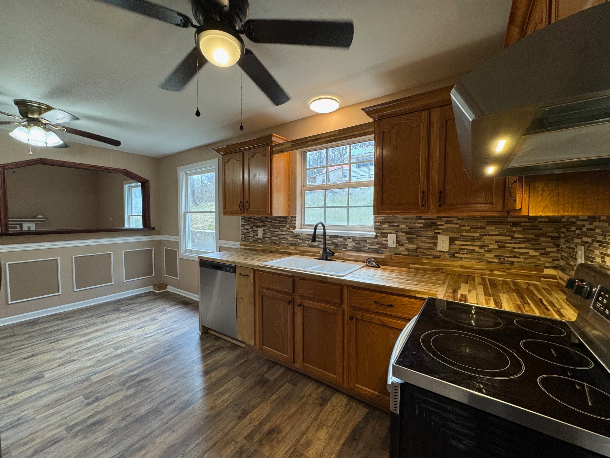 145 Shady Grove Rd Property Photo 15