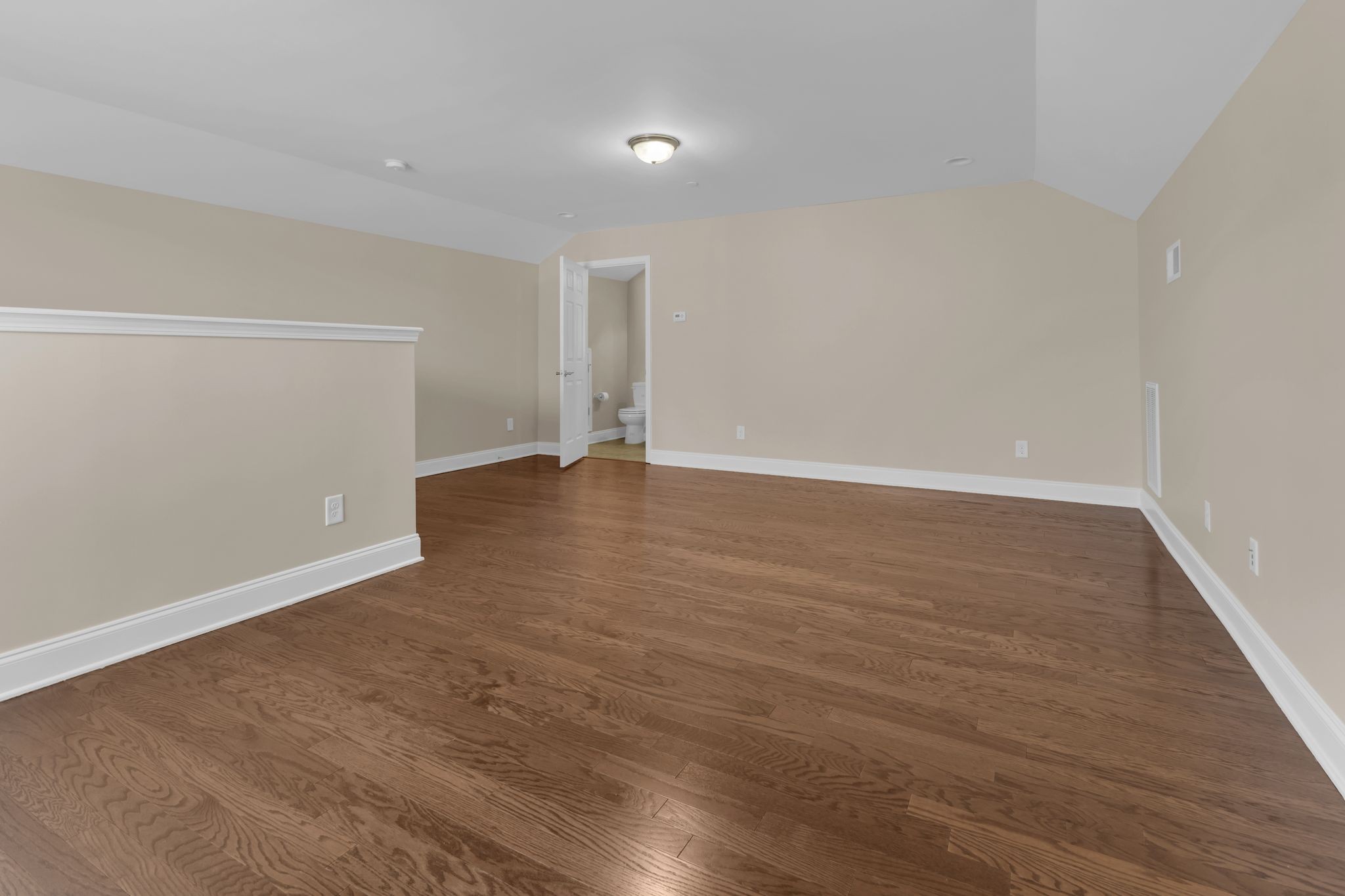 244 Siegert Pl Property Photo 27