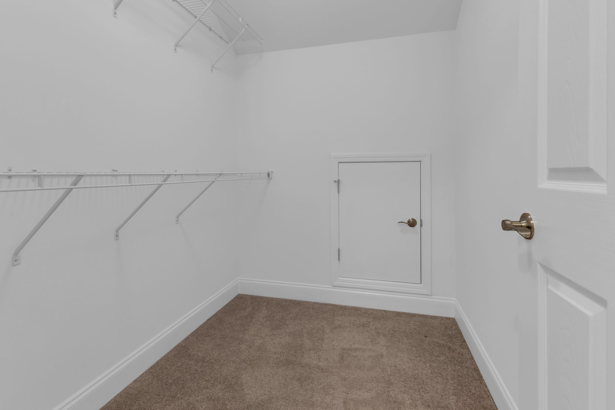 244 Siegert Pl Property Photo 30