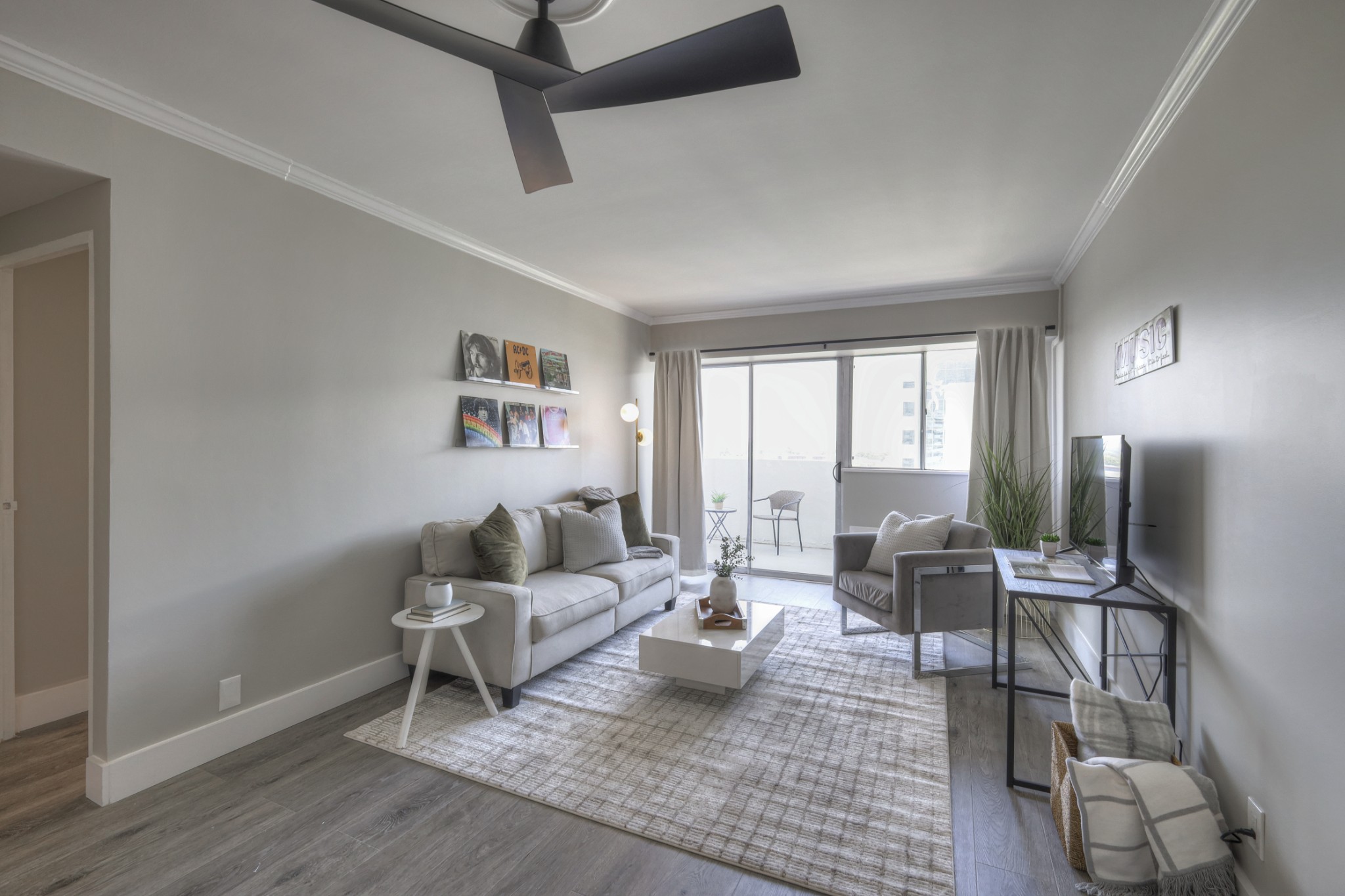 510 Gay St Property Photo 3