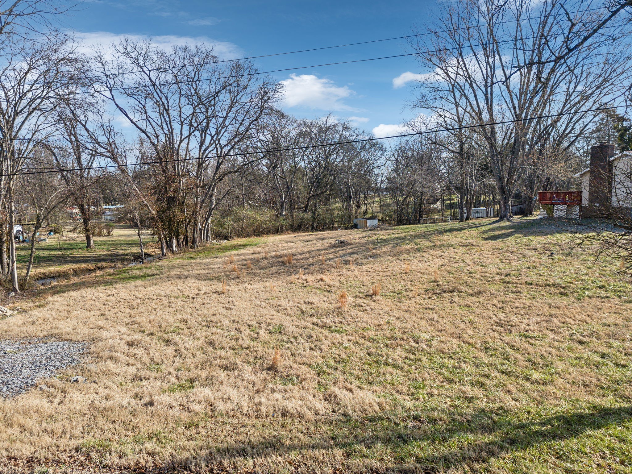 1024 Lake Ct Property Photo 4