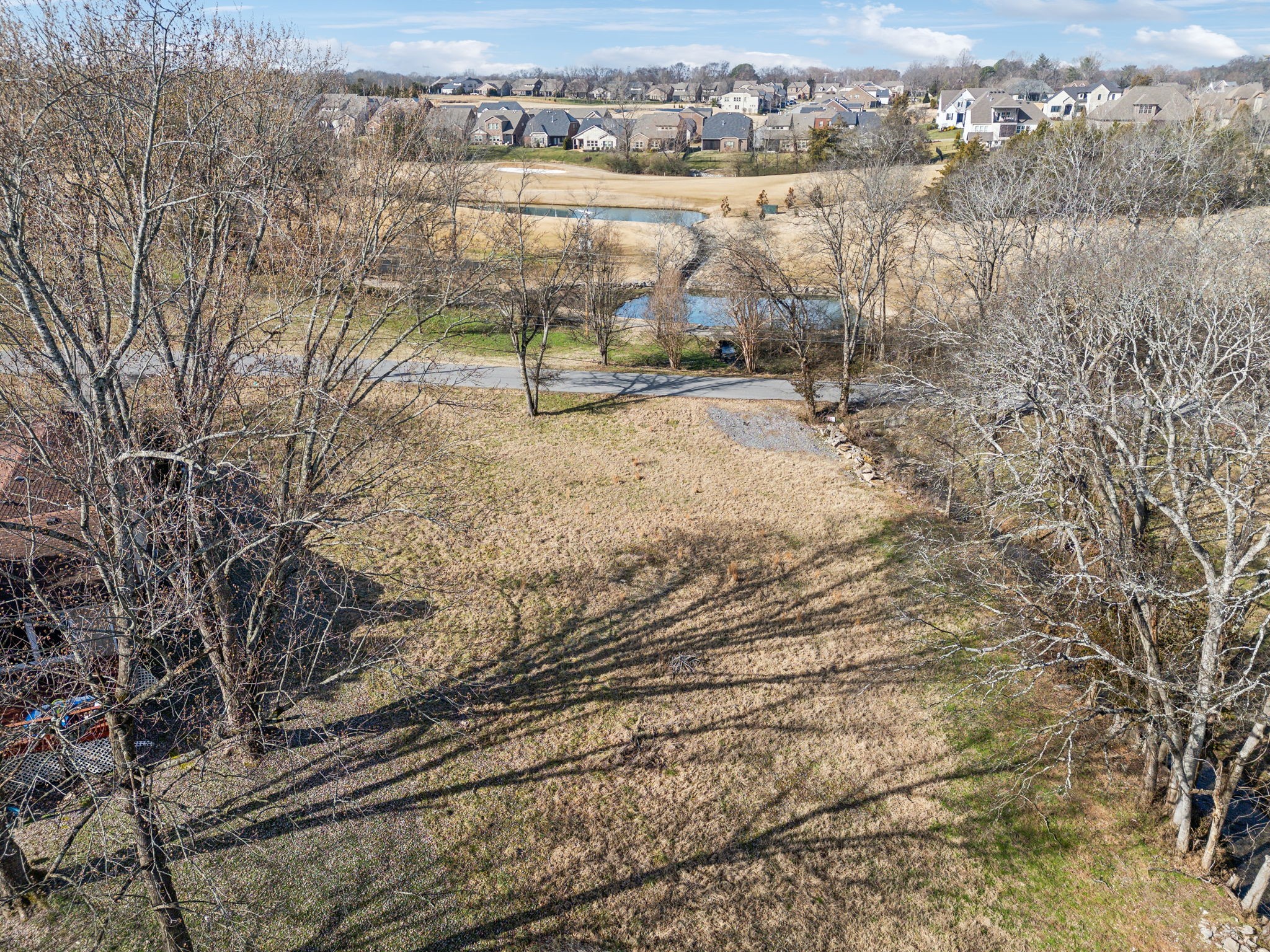 1024 Lake Ct Property Photo 6